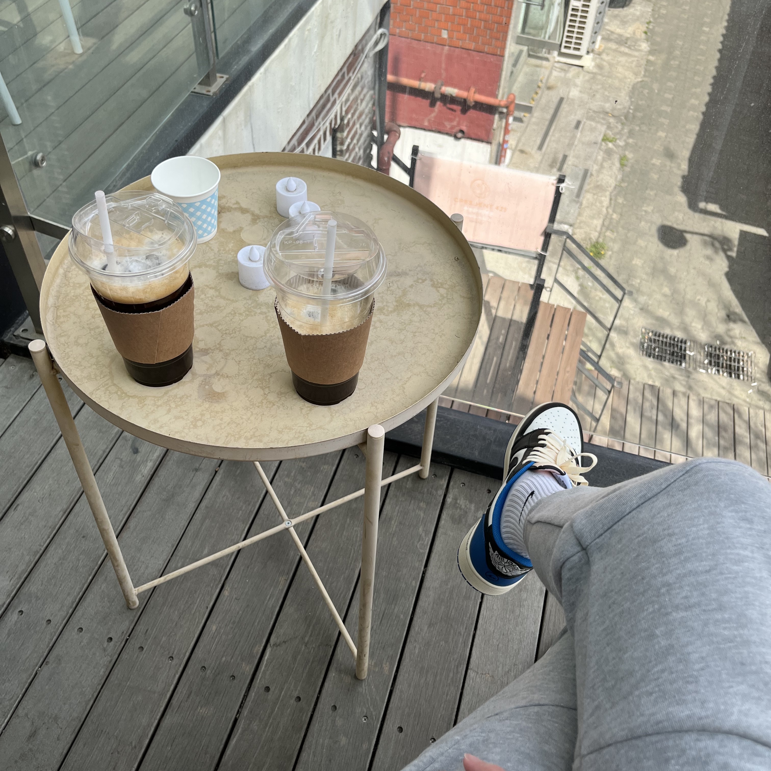 Jordan 1 x Travis Scott x Fragment Retro Low OG SP Military Blue 착용 스타일