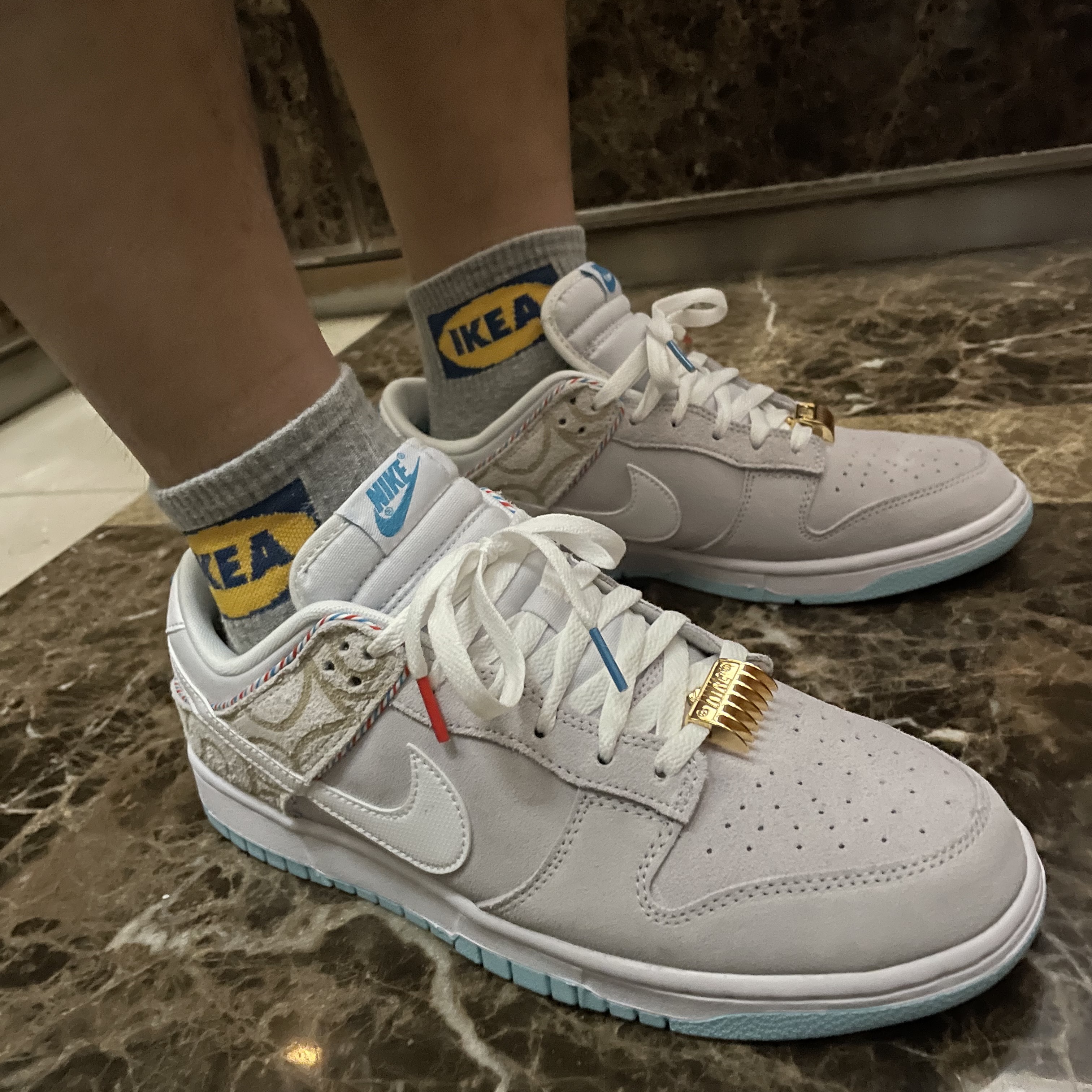 Nike Dunk Low Retro SE Barber Shop Grey 착용 스타일 - 5
