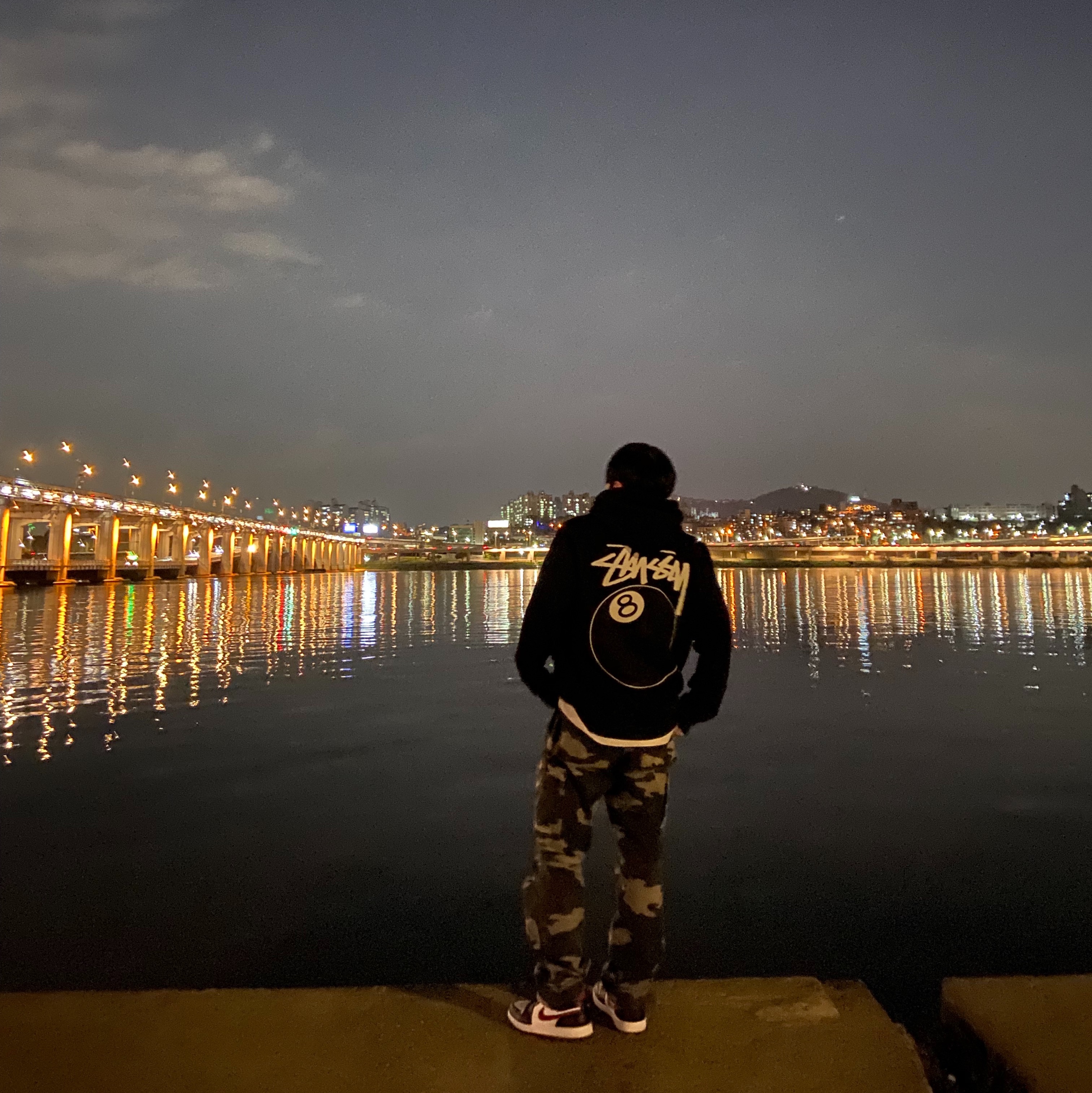 Jordan 1 Mid Gym Red Black White, Stussy 8 Ball Hoodie Black - 21FW 착용 스타일