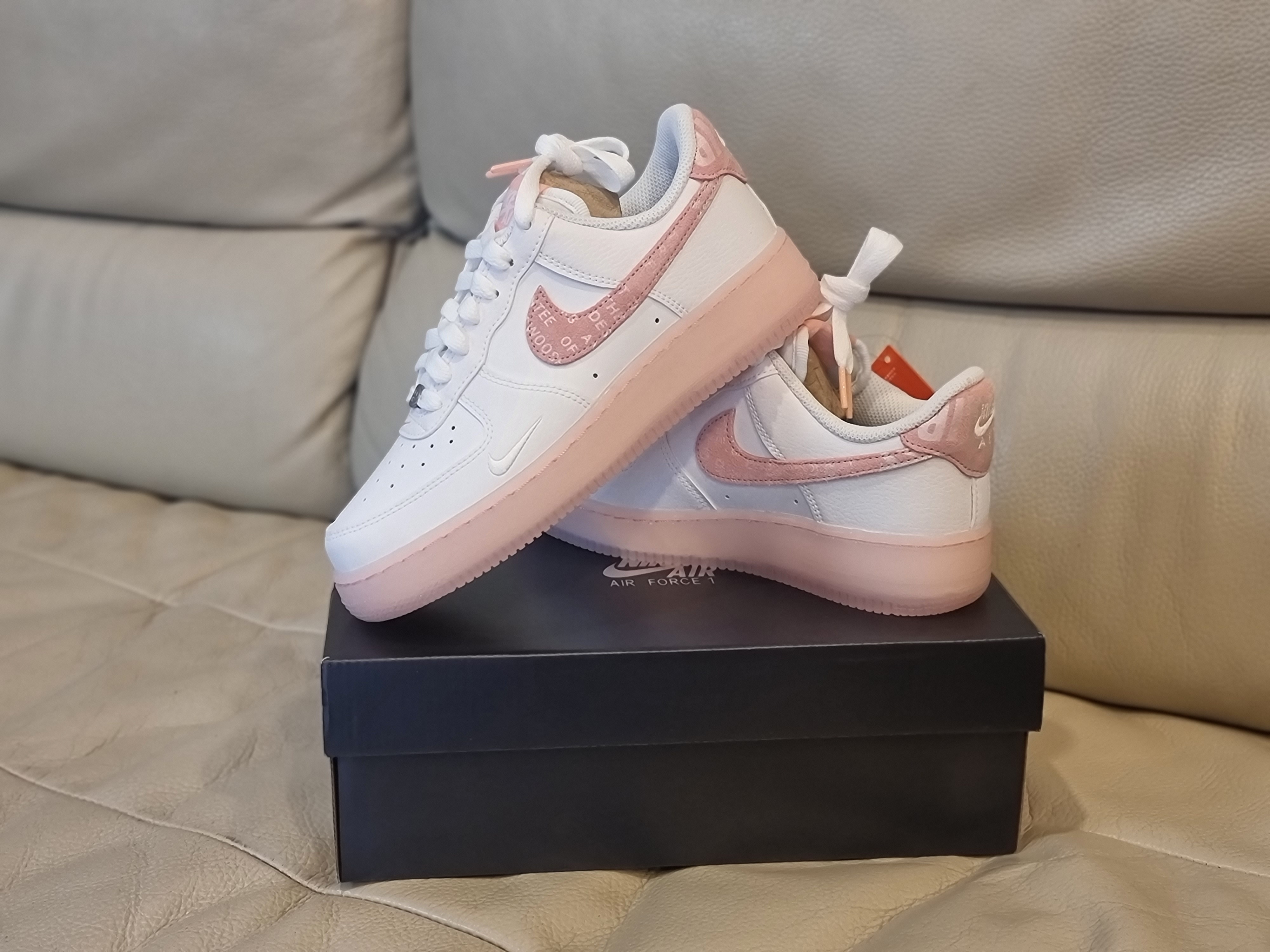 (W) Nike Air Force 1 '07 LV8 Copy and Paste 착용 스타일 - 4