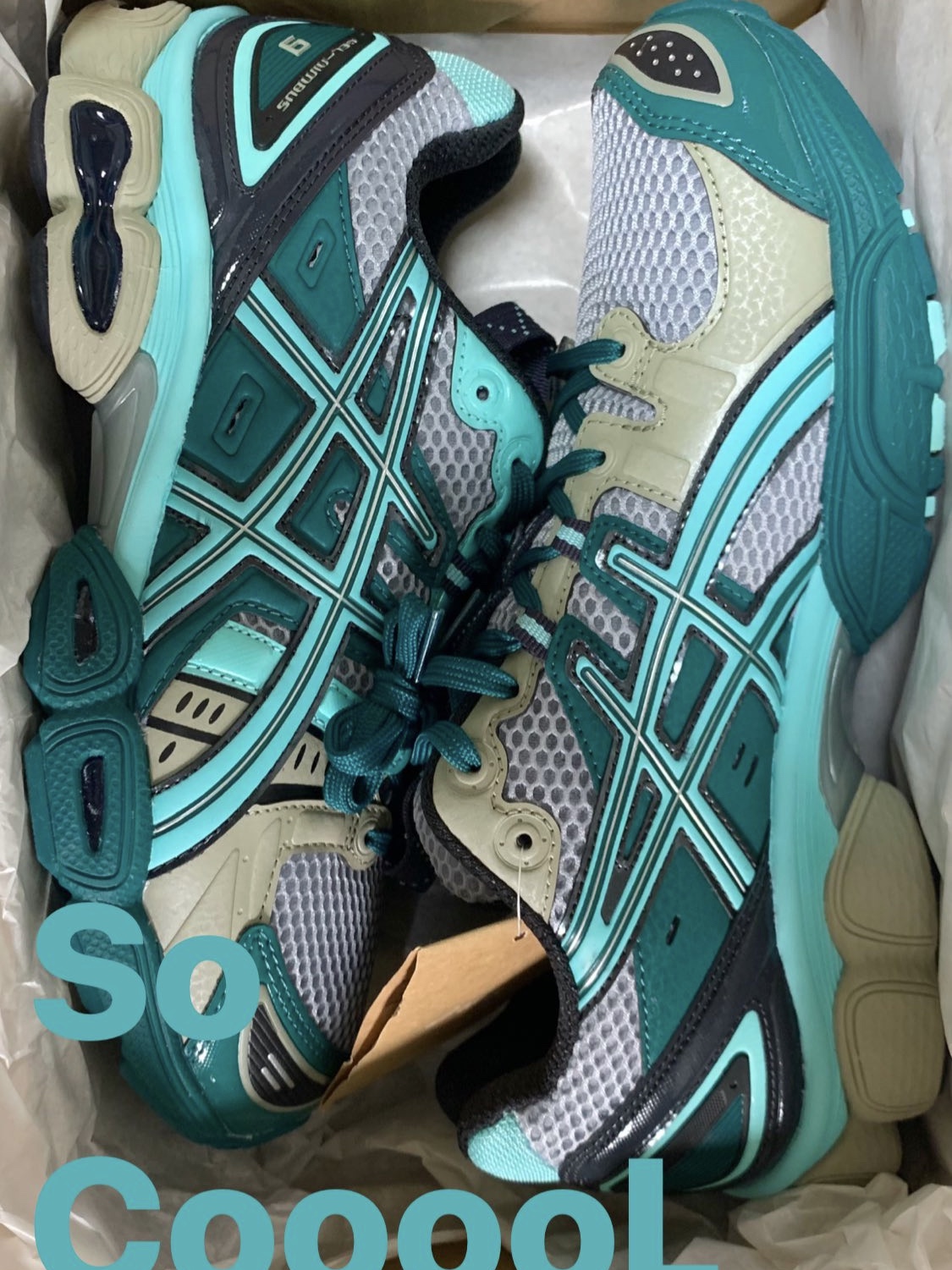 Asics UB3-S Gel-Nimbus 9 Piedmont Grey 착용 스타일
