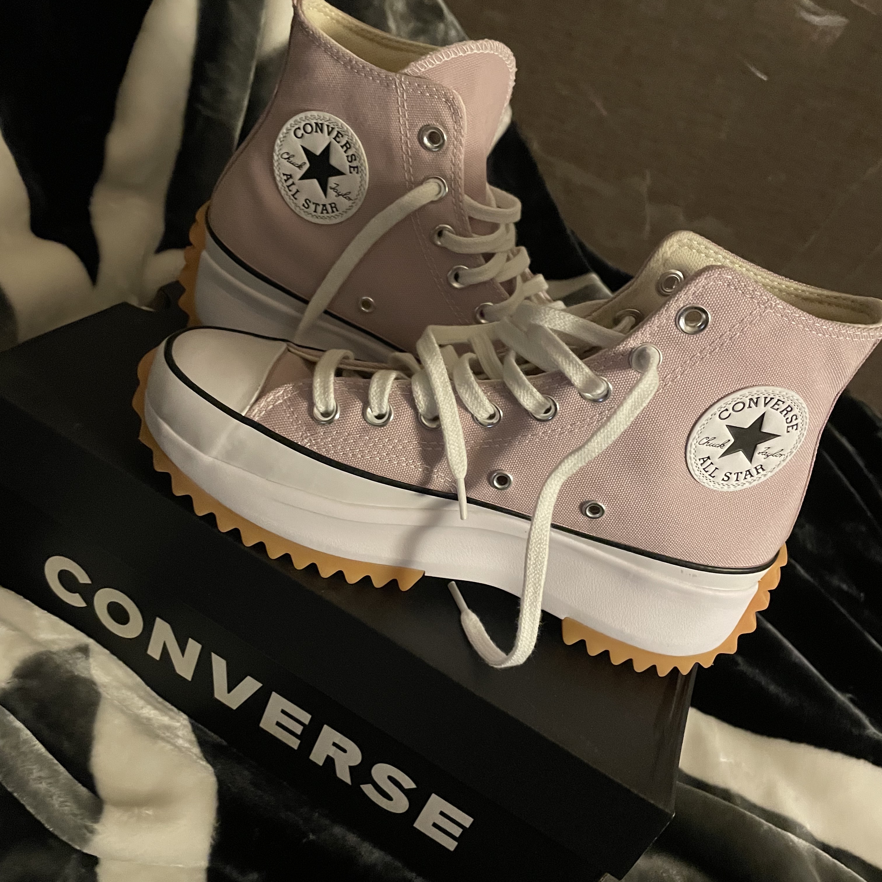 Converse Run Star Hike Hi Seasonal Color Himalayan Salt 착용 스타일