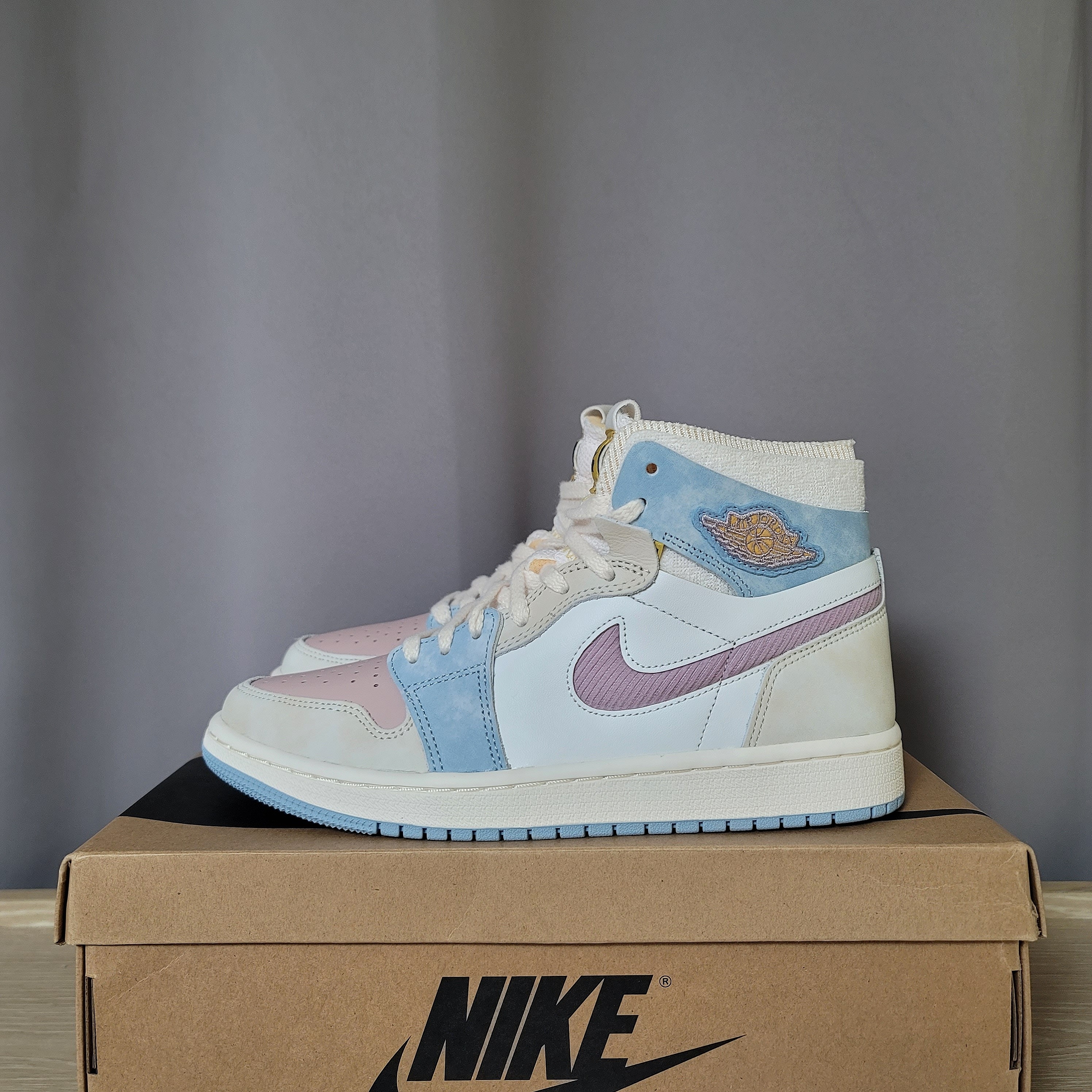 (W) Jordan 1 Zoom Air CMFT Pink Oxford Plum Fog 착용 스타일 - 2