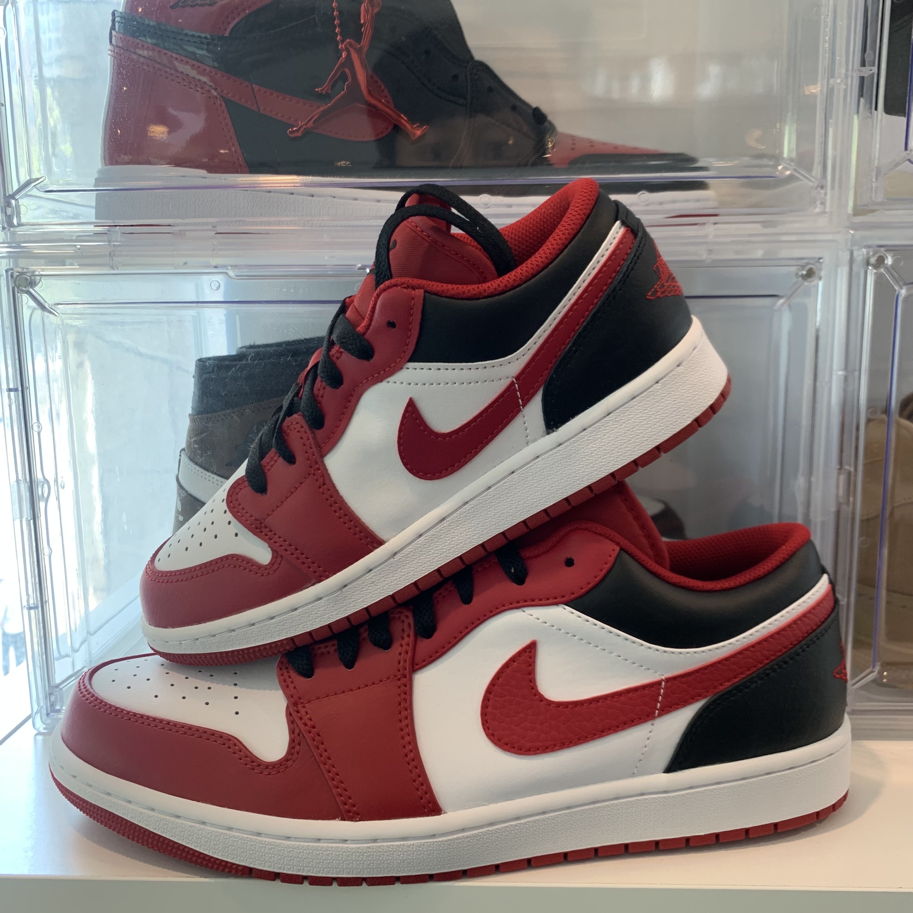 Jordan 1 Low White Gym Red Black, (GS) Jordan 1 Low White Gym Red Black 착용 스타일