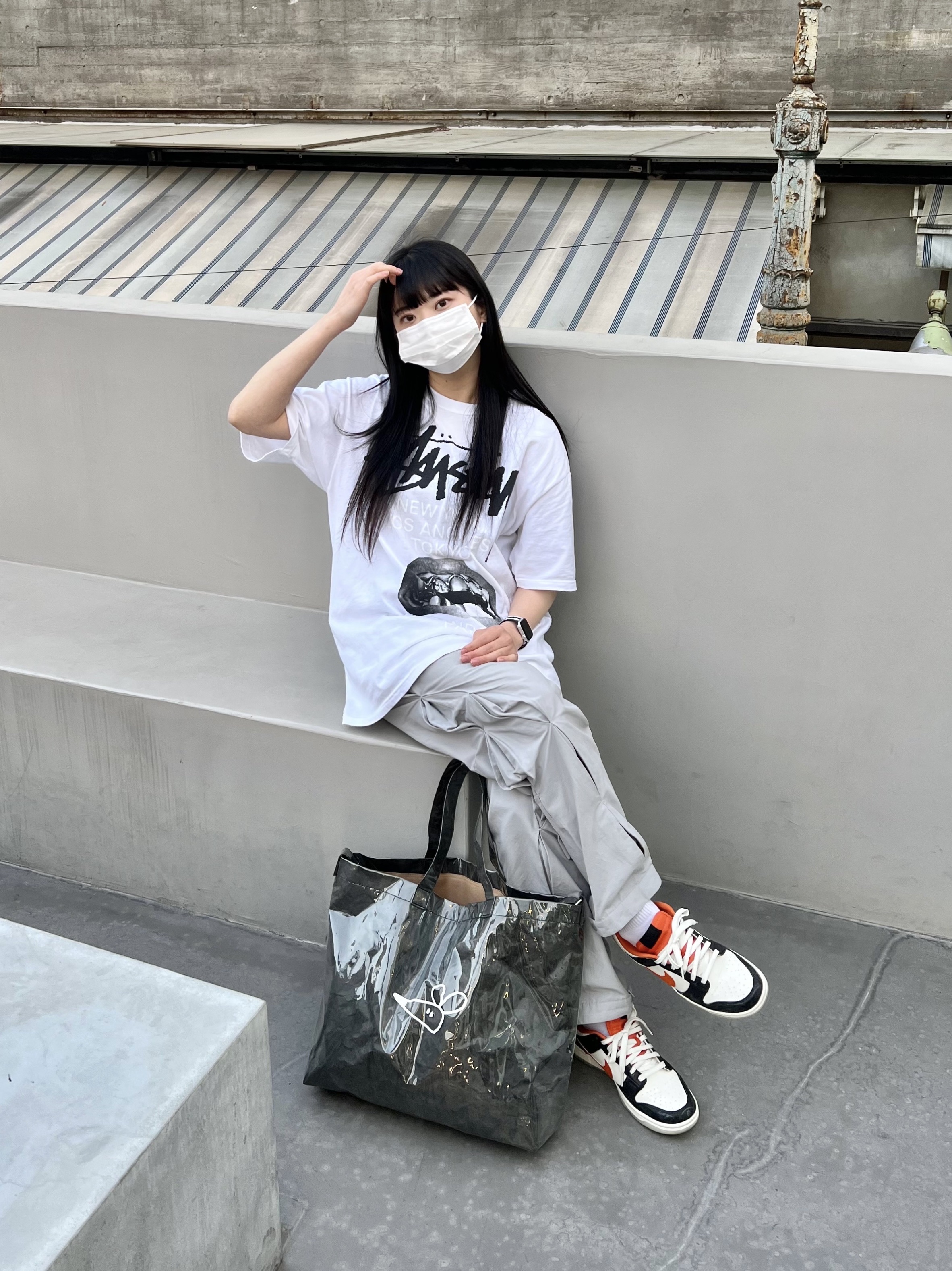 Nike Dunk Low Retro PRM Halloween, Stussy x Rick Owens 40 WT T-Shirt 착용 스타일 - 1