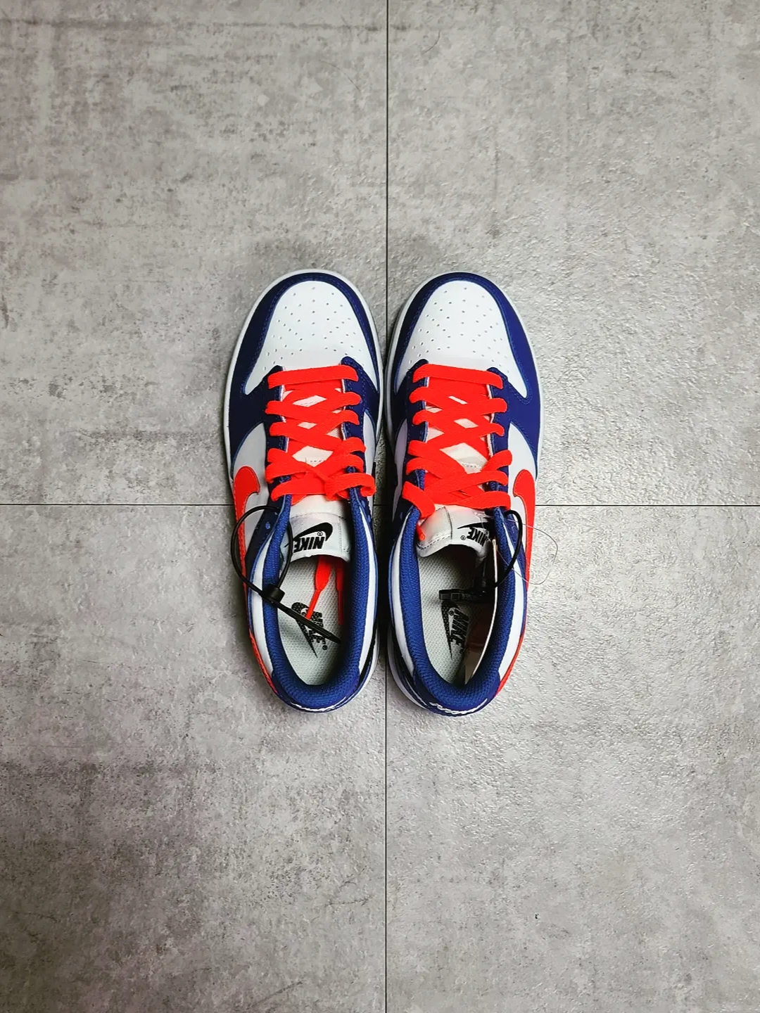 (GS) Nike Dunk Low Bright Crimson Game Royal 착용 스타일 - 5