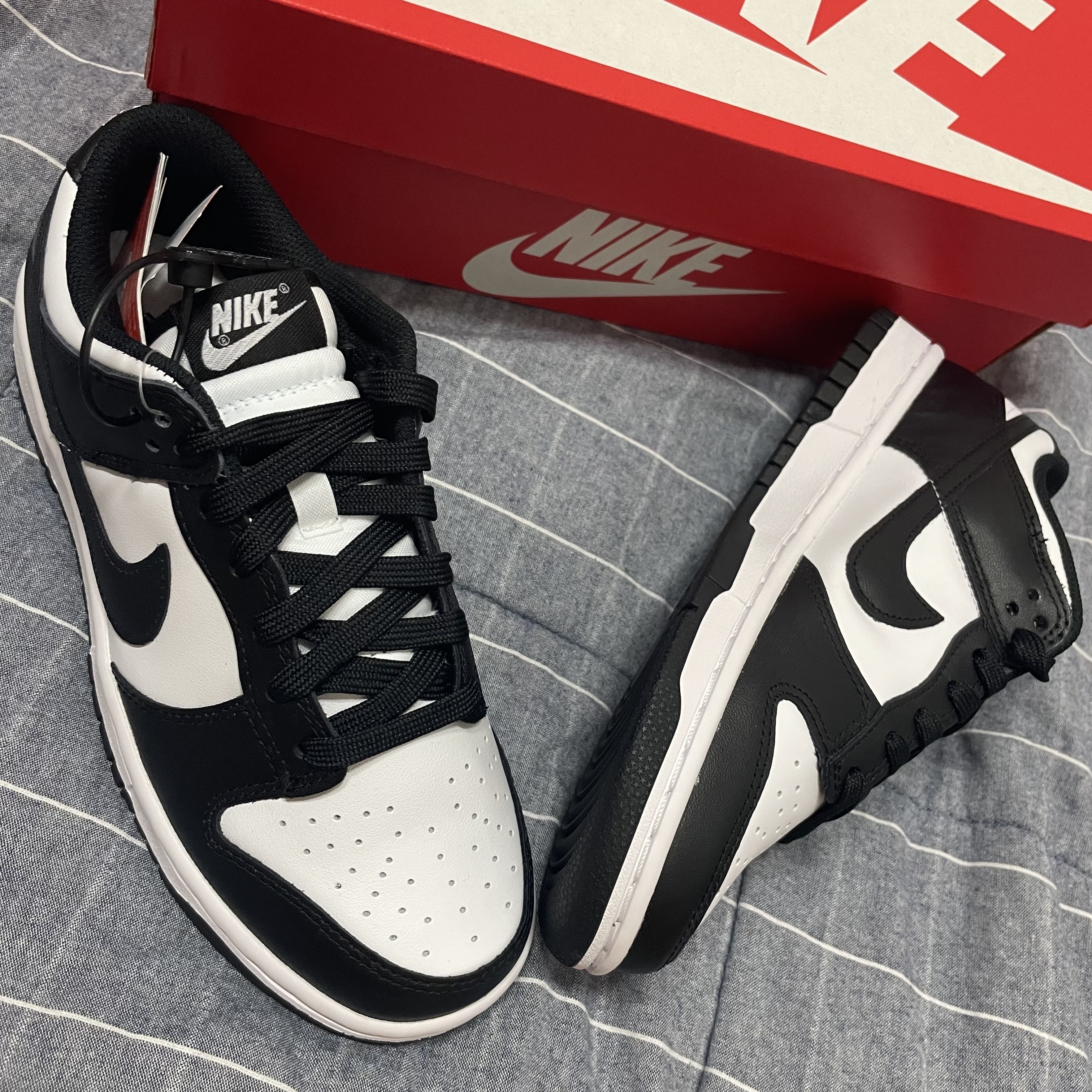 Nike Dunk Low Retro Black 착용 스타일