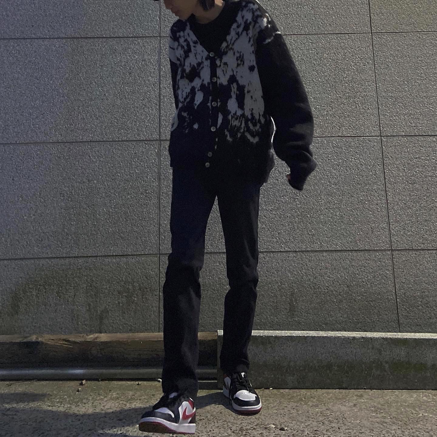 Jordan 1 Mid Gym Red Black White 착용 스타일