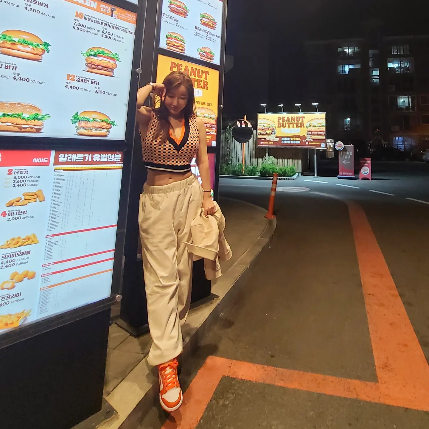 Nike Dunk High Retro Orange Blaze 착용 스타일 - 4