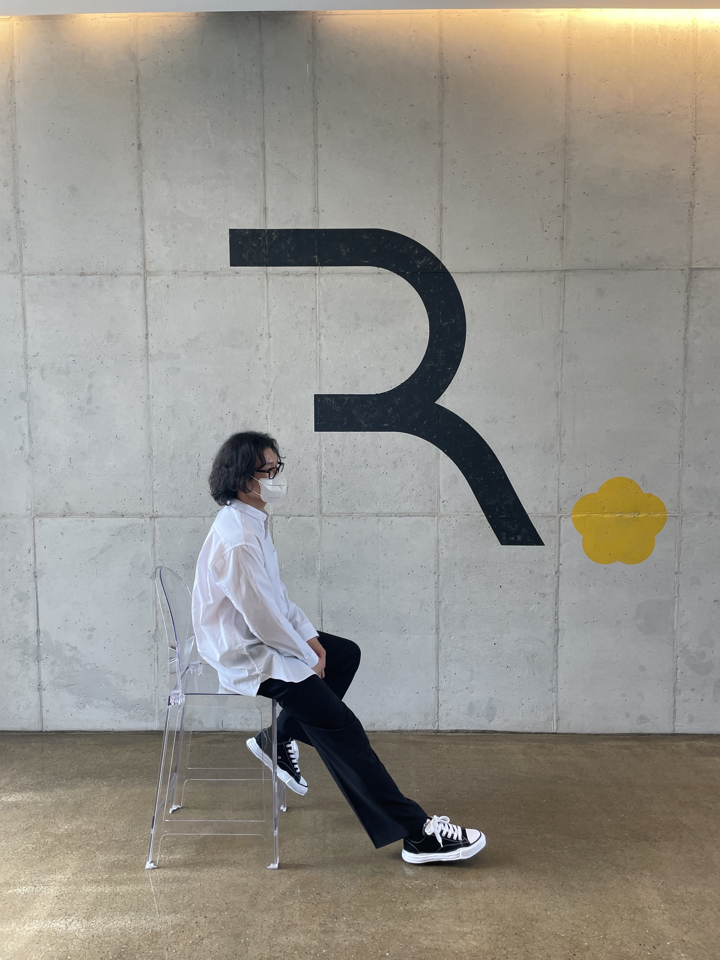 Maison Mihara Yasuhiro Peterson OG Sole Canvas Low Sneakers Black 착용 스타일