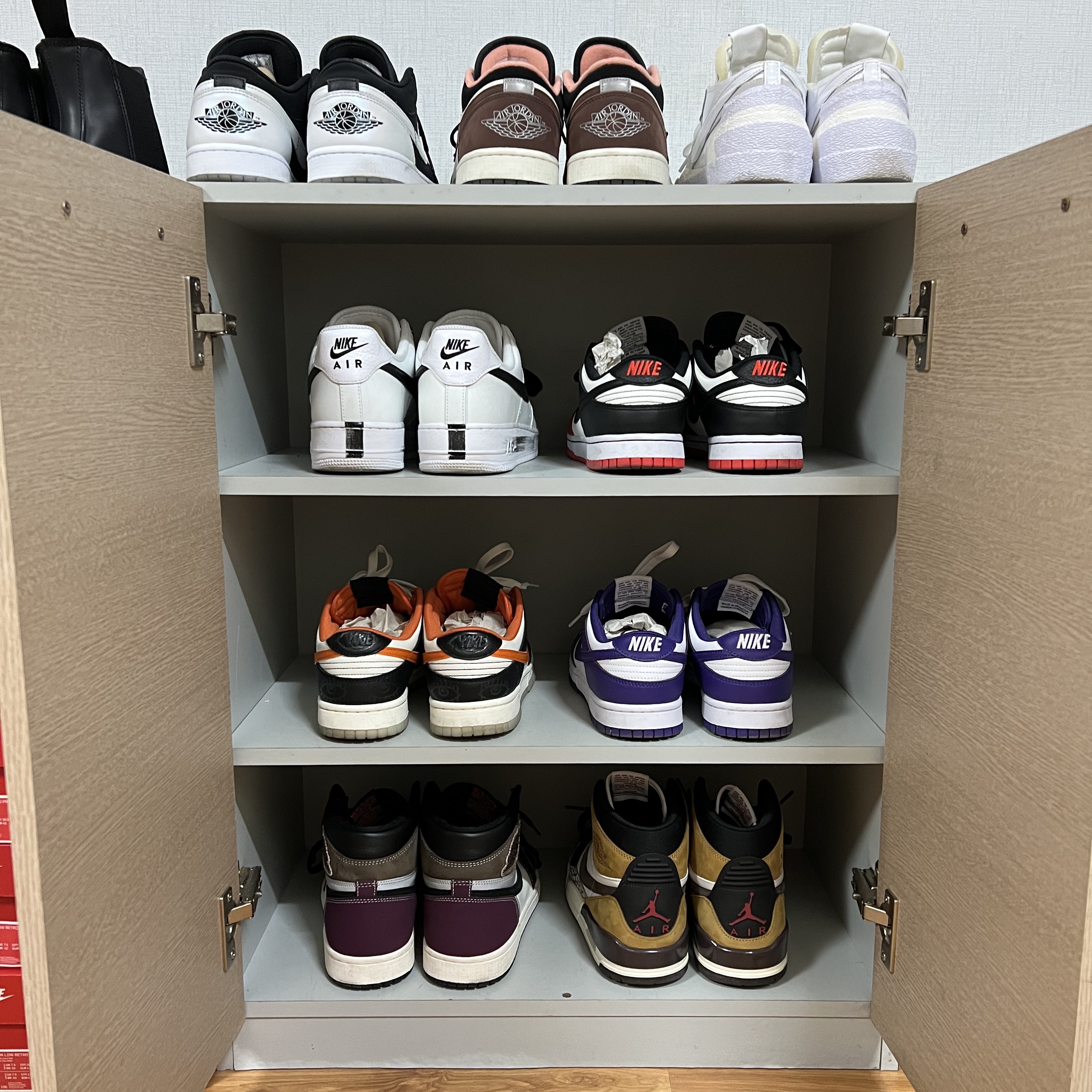 Jordan Legacy 312 Rookie of the Year, Jordan 1 Low SE Chocolate Bliss 착용 스타일