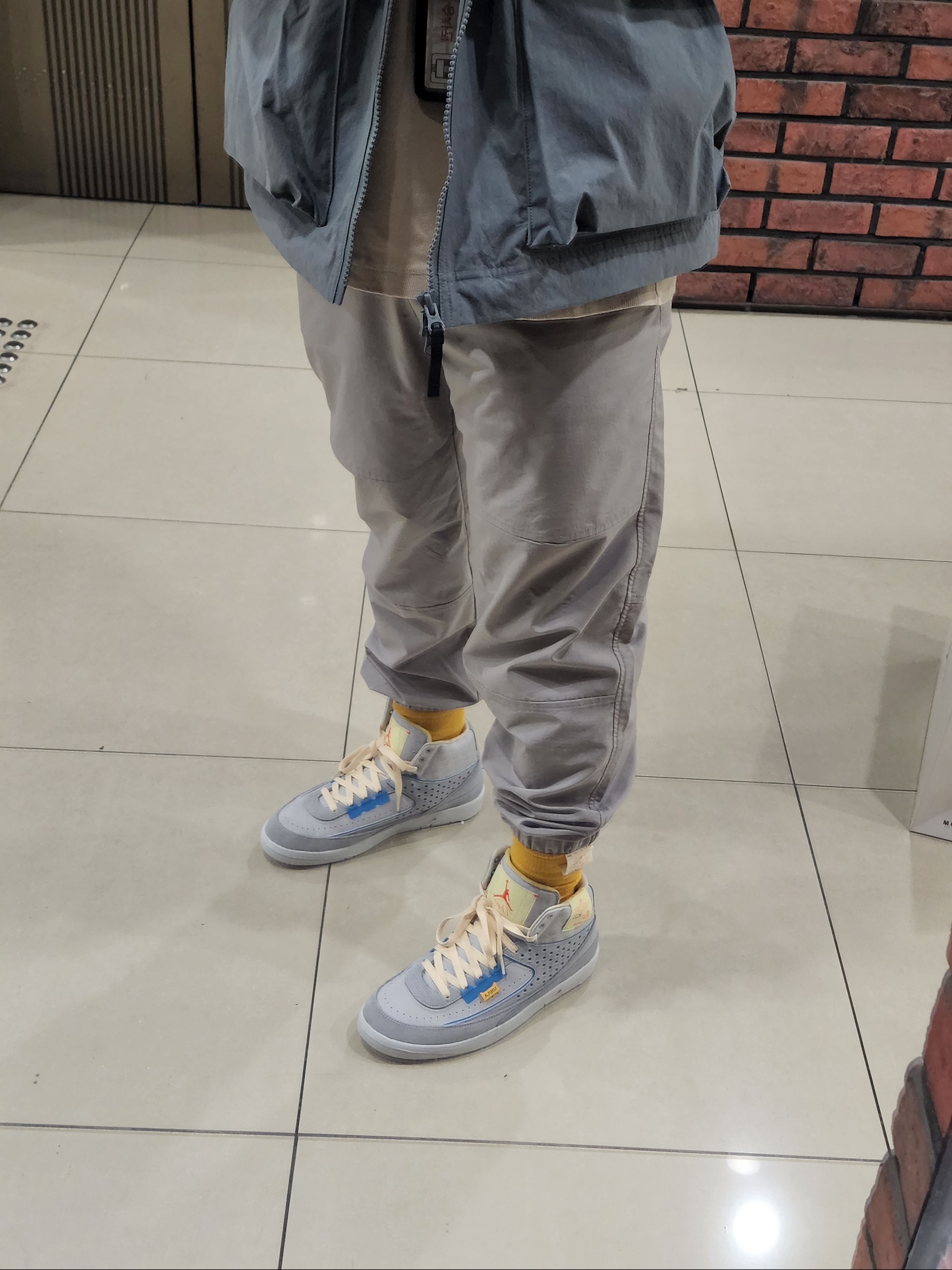 Jordan 2 x Union Retro SP Grey Fog 착용 스타일 - 2
