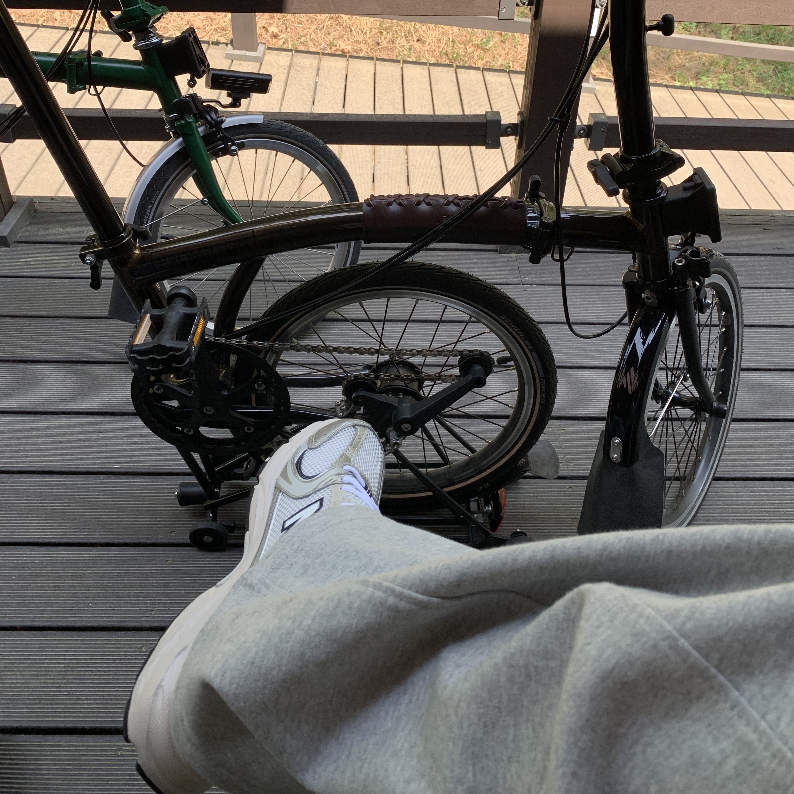 New Balance 530 Steel Grey 착용 스타일