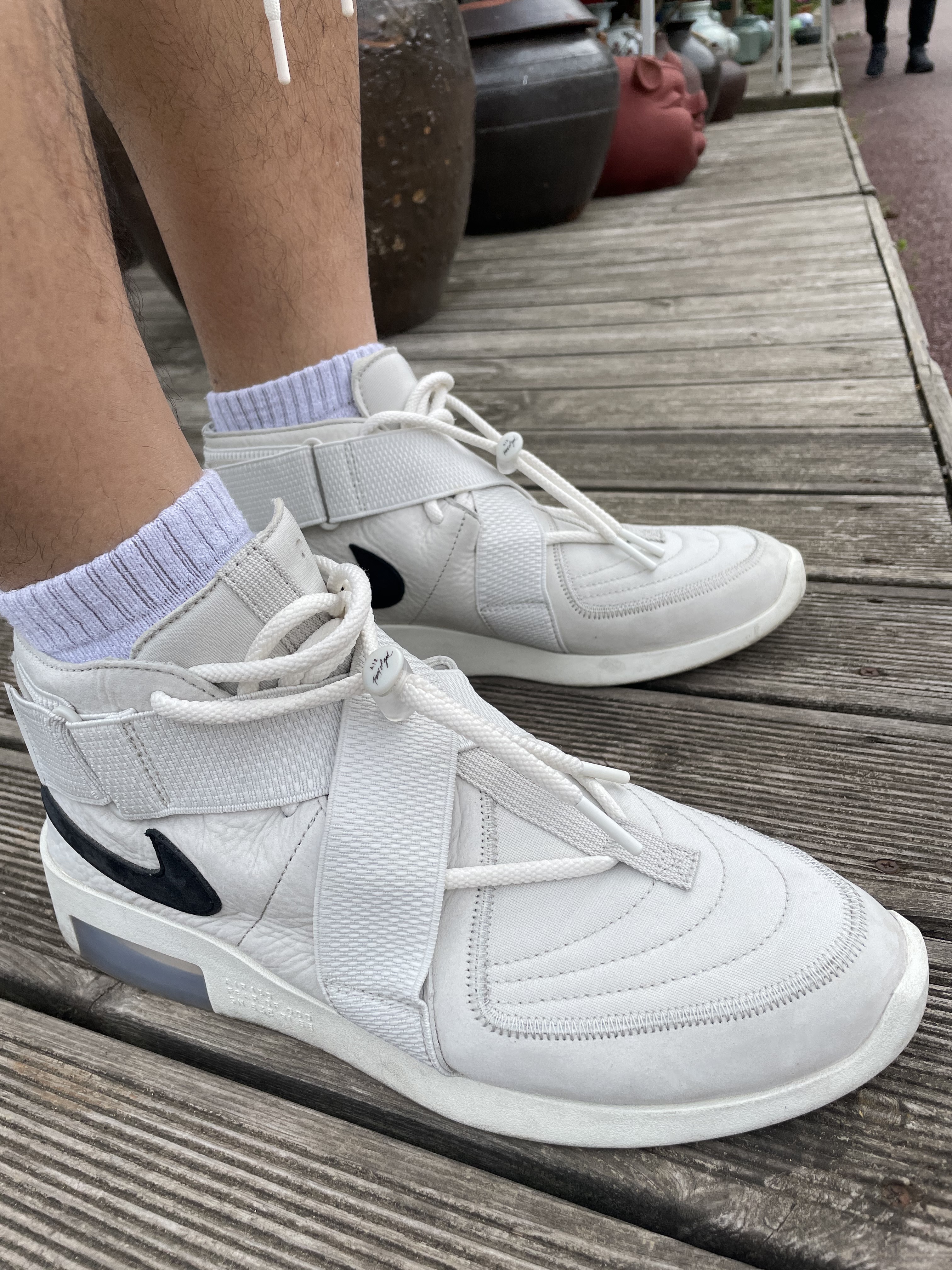 Nike x Fear of God Air Fear of God Raid Light Bone, Essentials 1977 Rugby Long Sleeve Polo Wheat - 22SS 착용 스타일 - 5