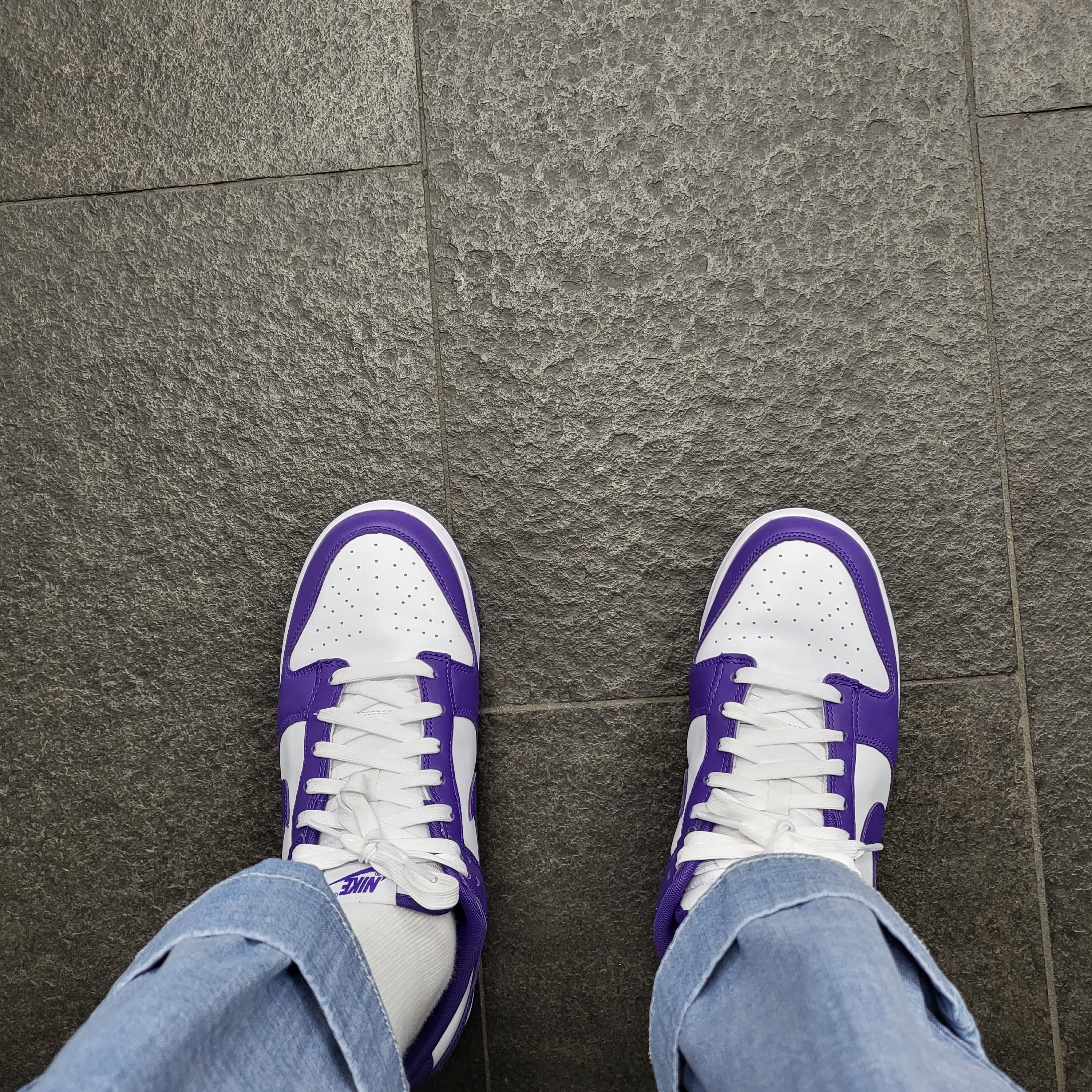 Nike Dunk Low Retro Championship Court Purple 착용 스타일
