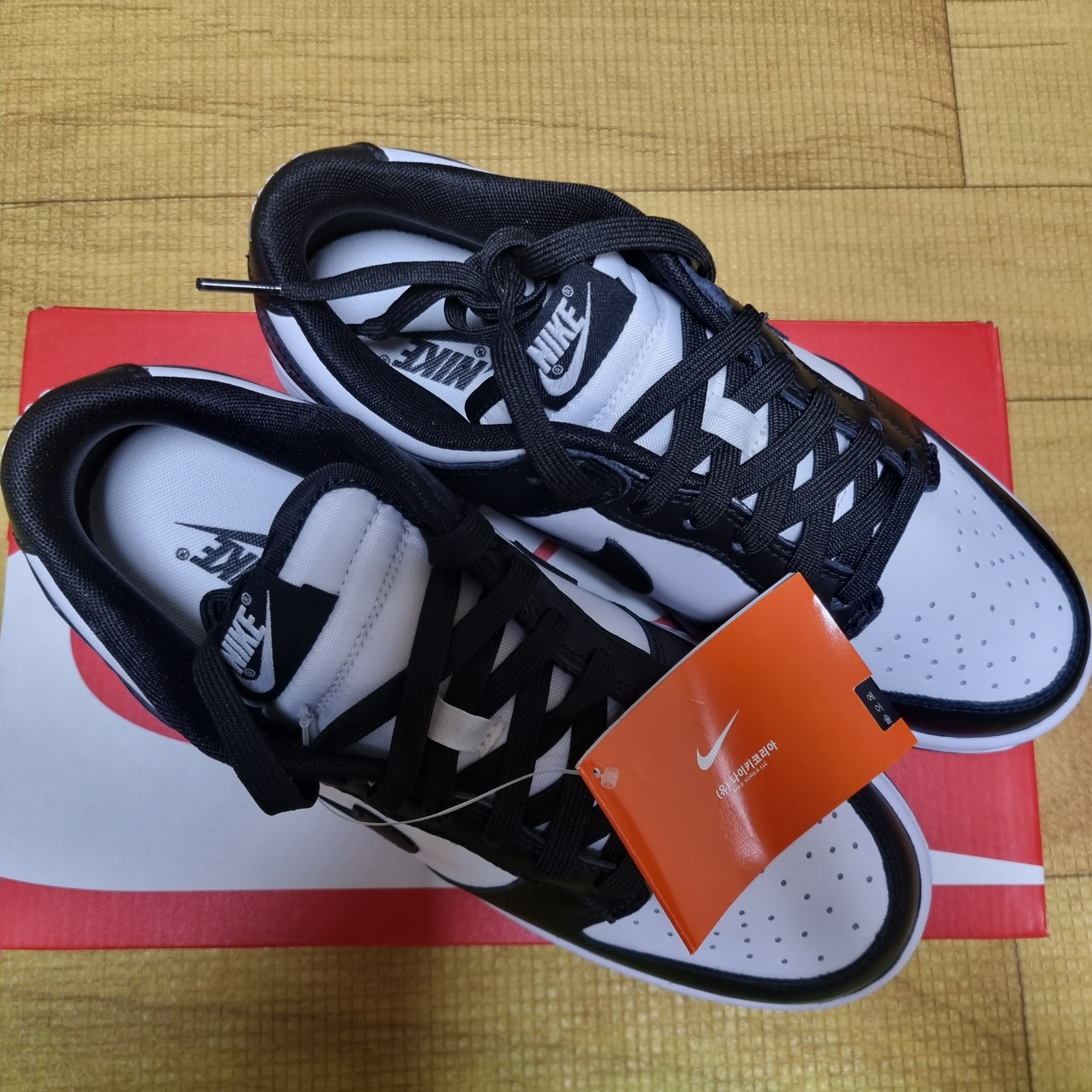Nike Dunk Low Retro Black 착용 스타일