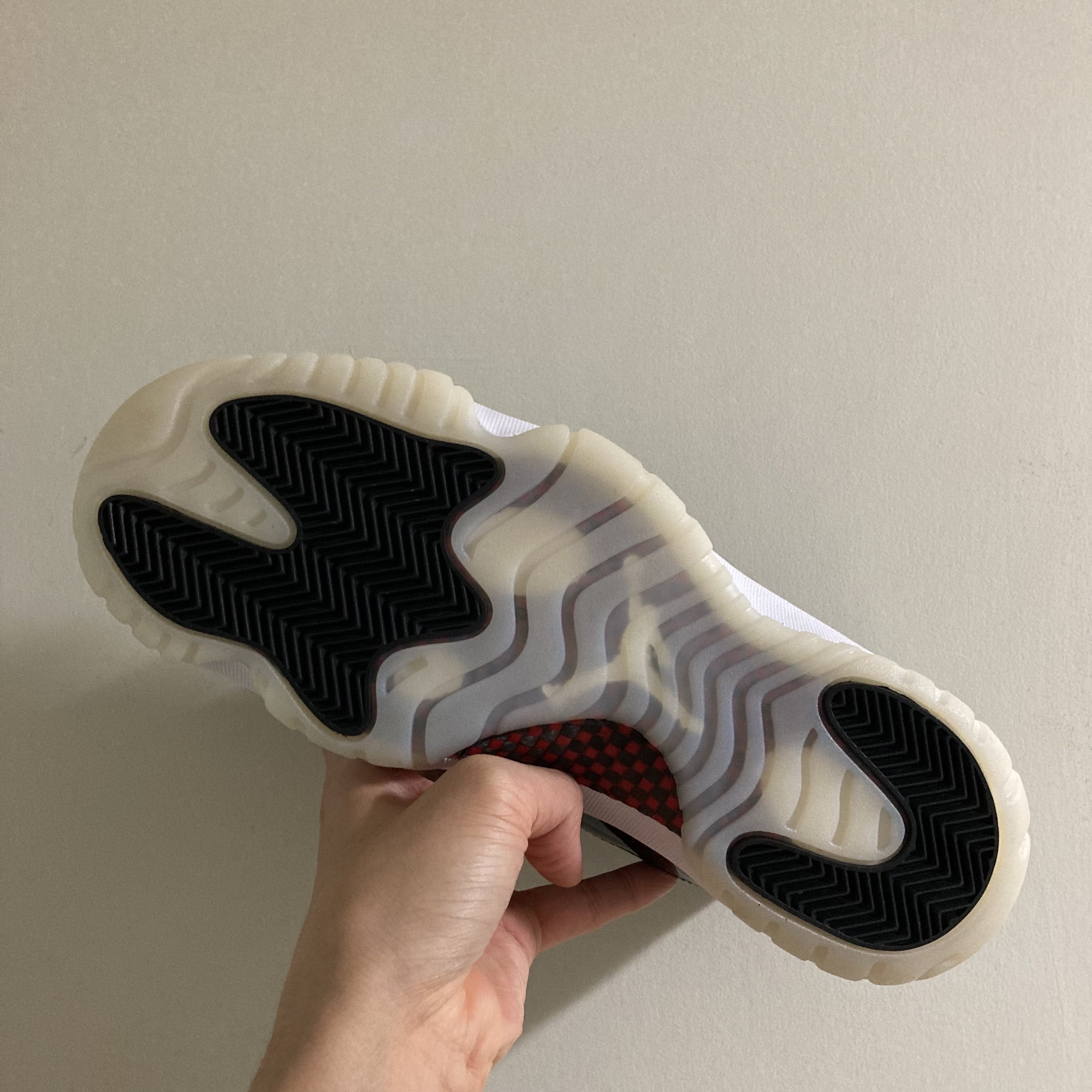 Jordan 11 Retro Low 72-10 착용 스타일 - 2