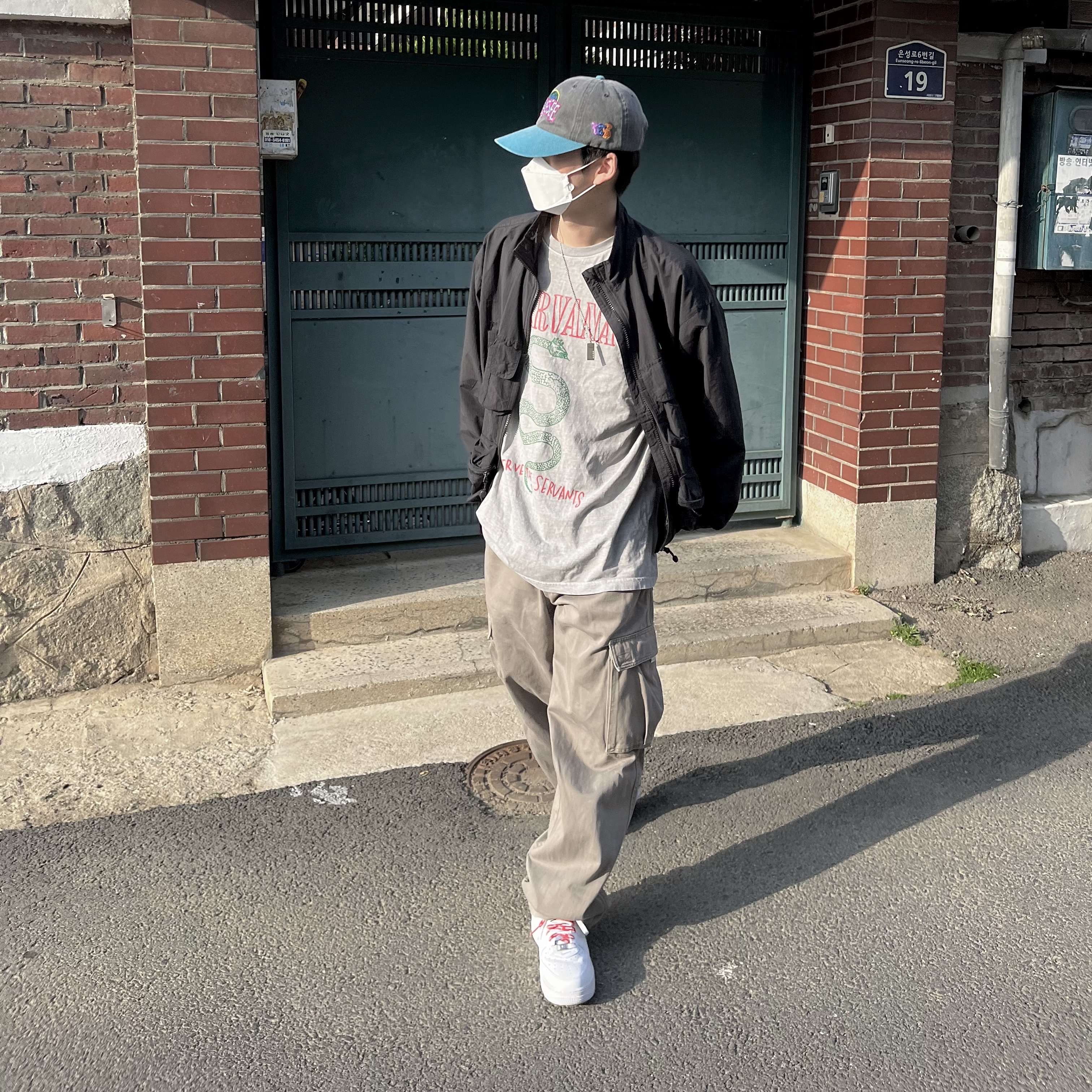 Nike x Supreme Air Force 1 Low White 착용 스타일 - 4