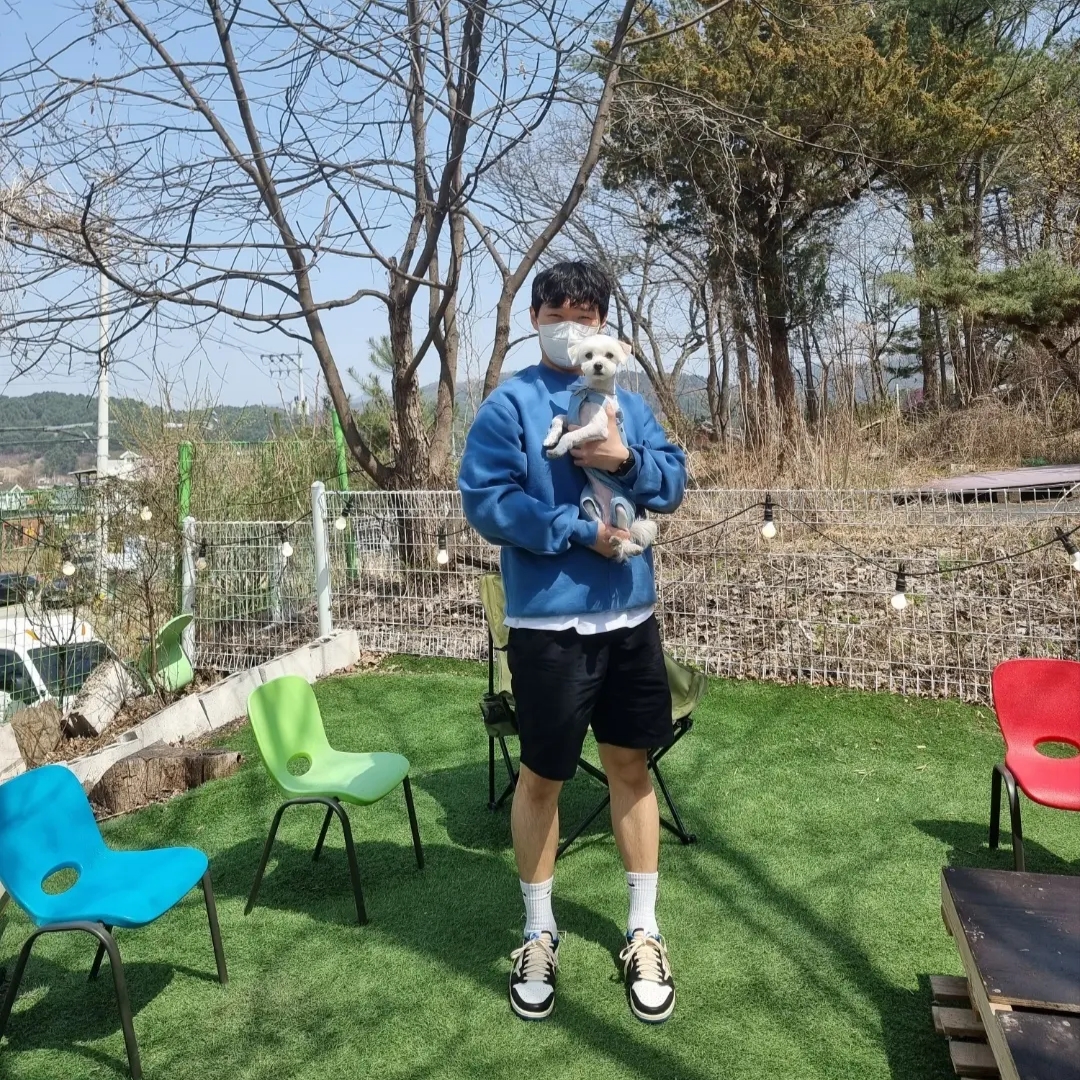 Jordan 1 x Travis Scott x Fragment Retro Low OG SP Military Blue, Nike NRG Solo Swoosh Shorts Black - US/EU 착용 스타일