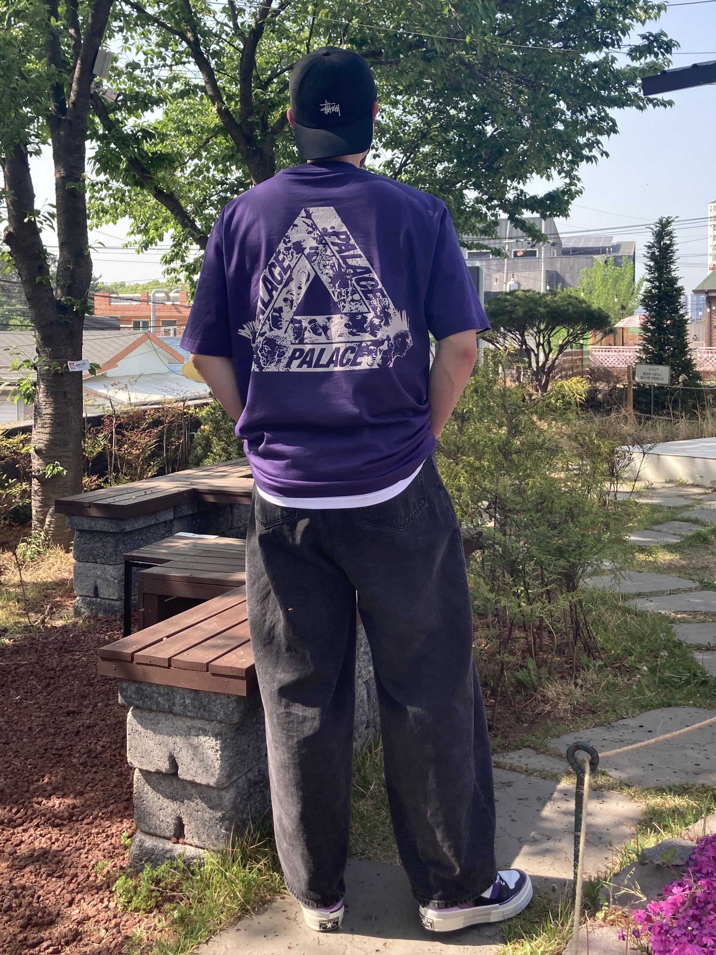 Stussy Stock Low Pro Cap Black, Palace Tri-Heads T-Shirt Purple - 21FW 착용 스타일 - 2