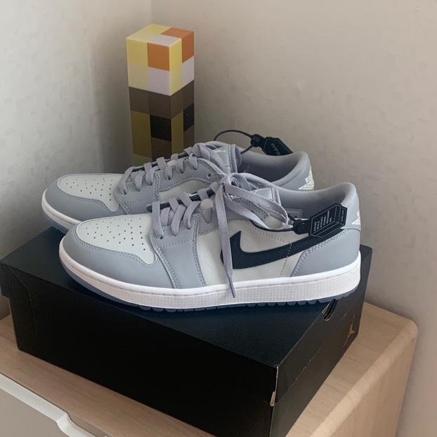 Jordan 1 Low Golf Wolf Grey 착용 스타일