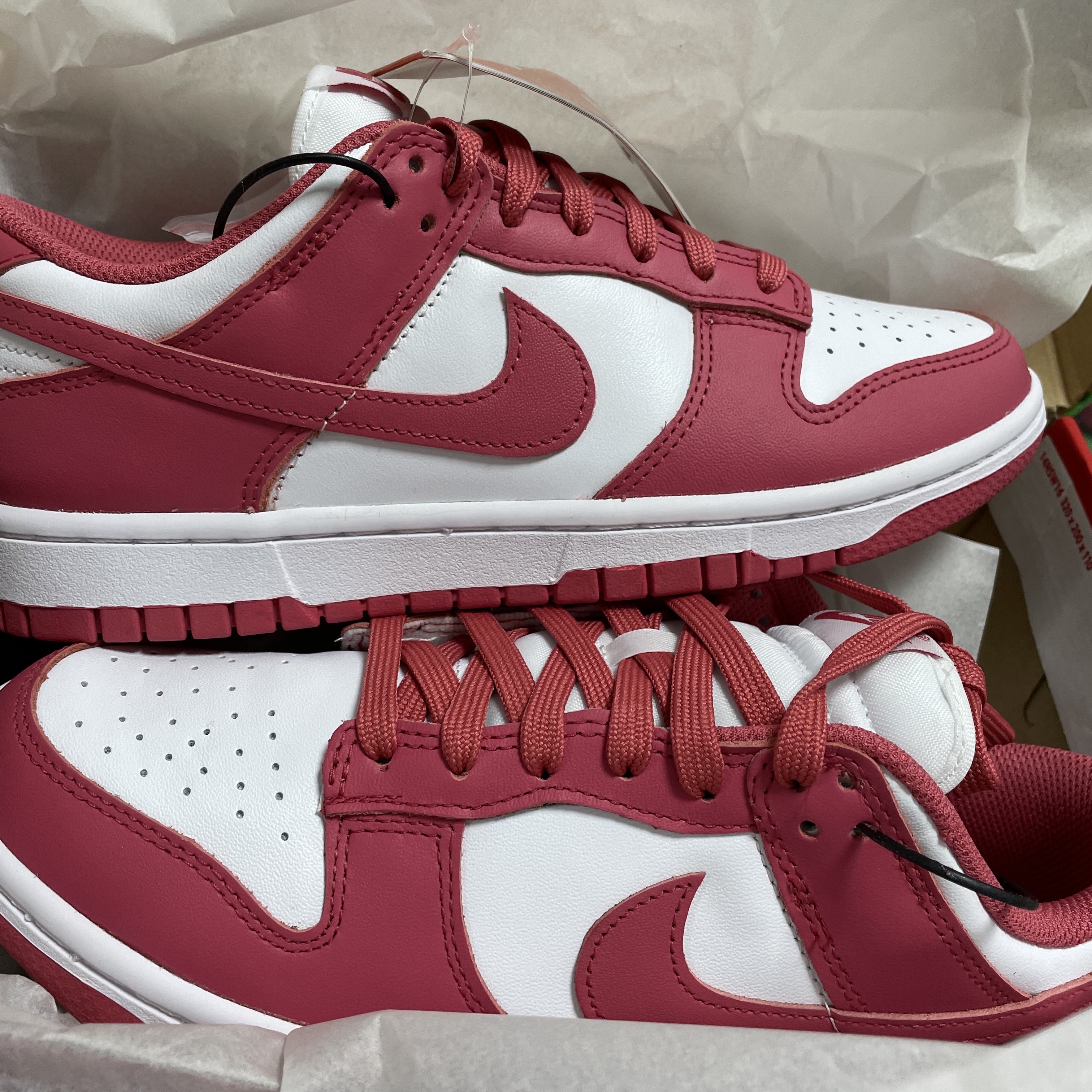 (W) Nike Dunk Low Archeo Pink 착용 스타일