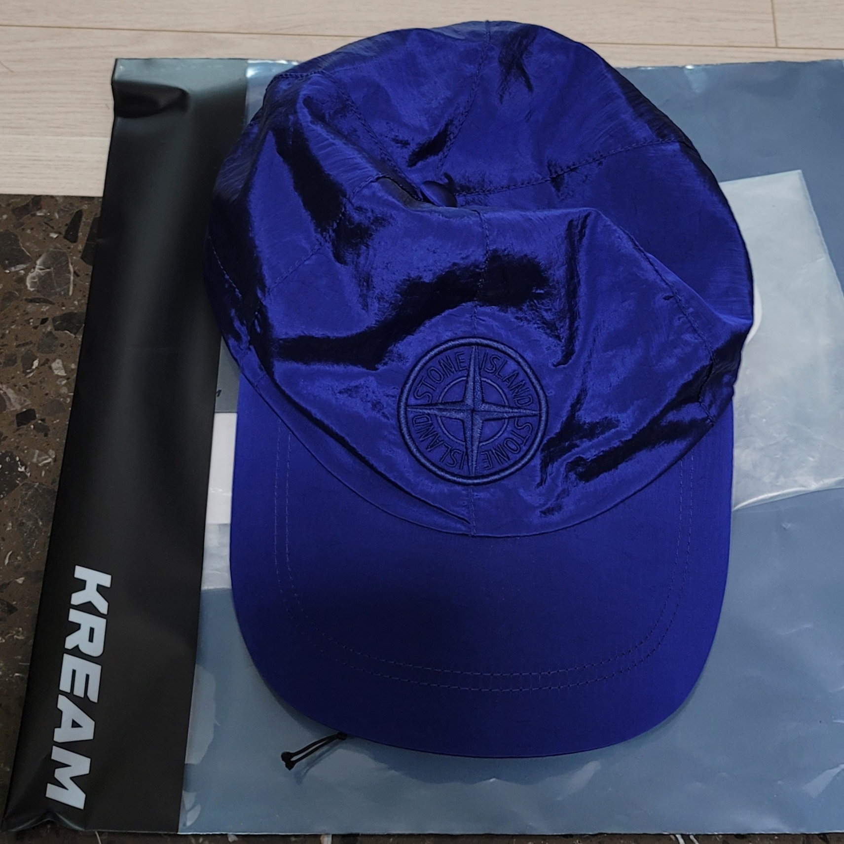 Stone Island 99576 Nylon Metal 6-Panel Cap Bluette - 22SS 착용 스타일