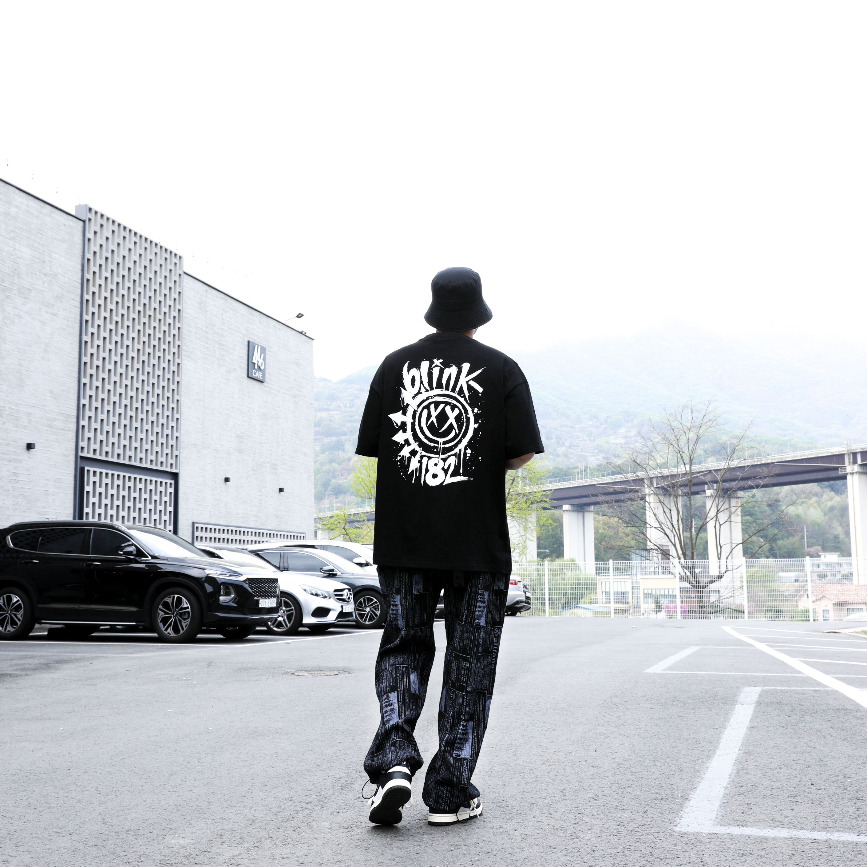 Nike Dunk Low Retro Black 착용 스타일 - 1