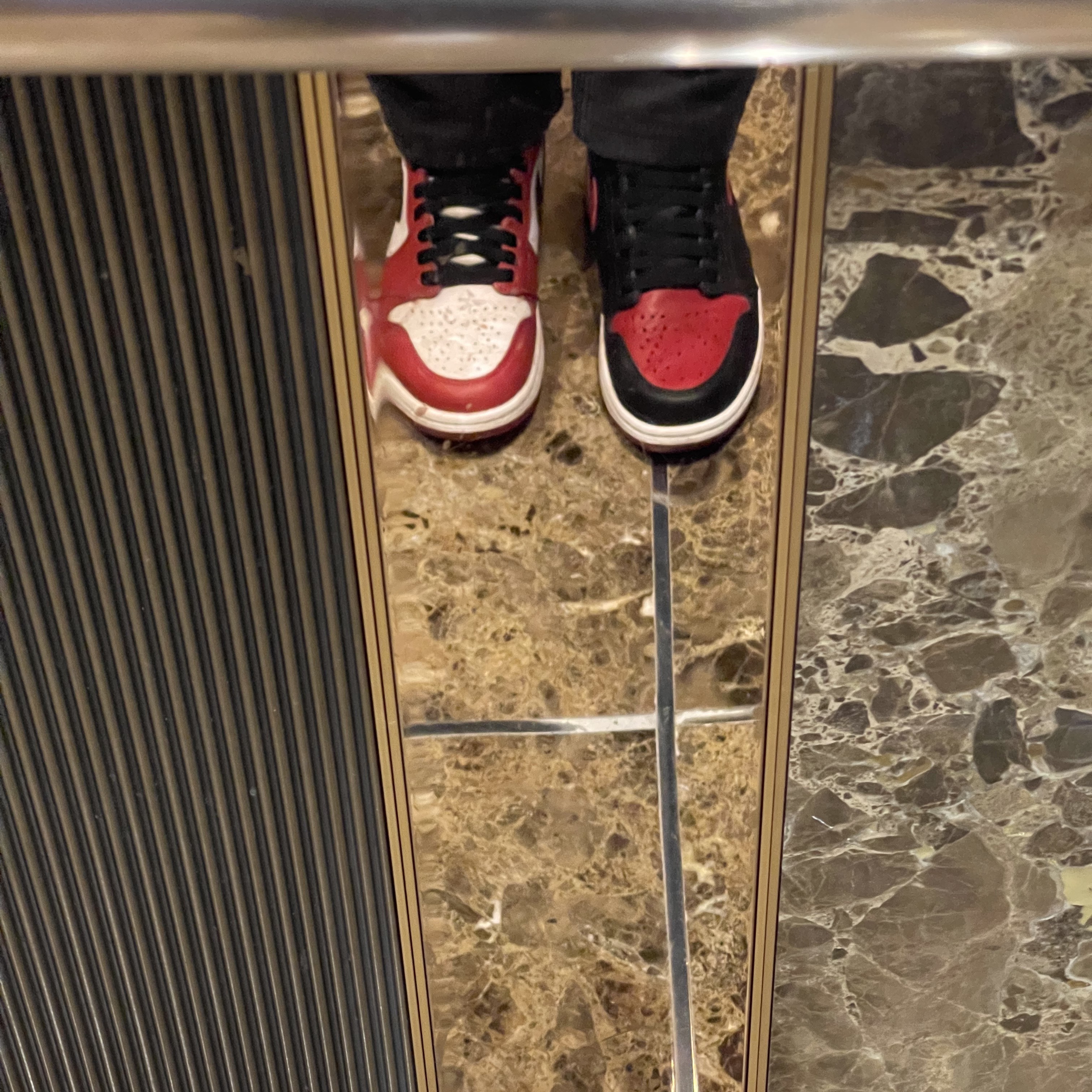 Jordan 1 Retro High OG Bred Banned 2016, Jordan 1 Retro High OG Chicago 2015 착용 스타일