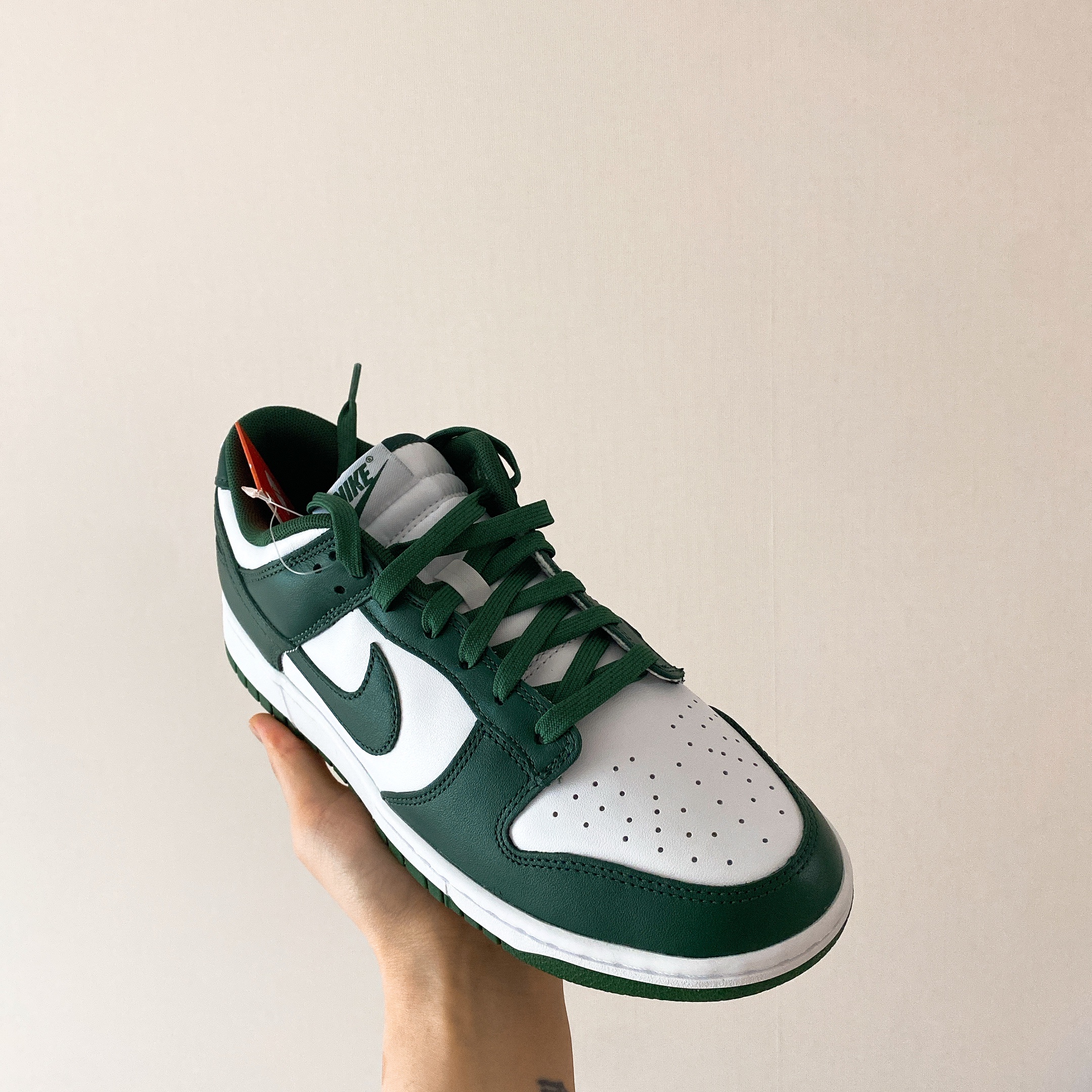 Nike Dunk Low Retro Varsity Green 착용 스타일 - 5