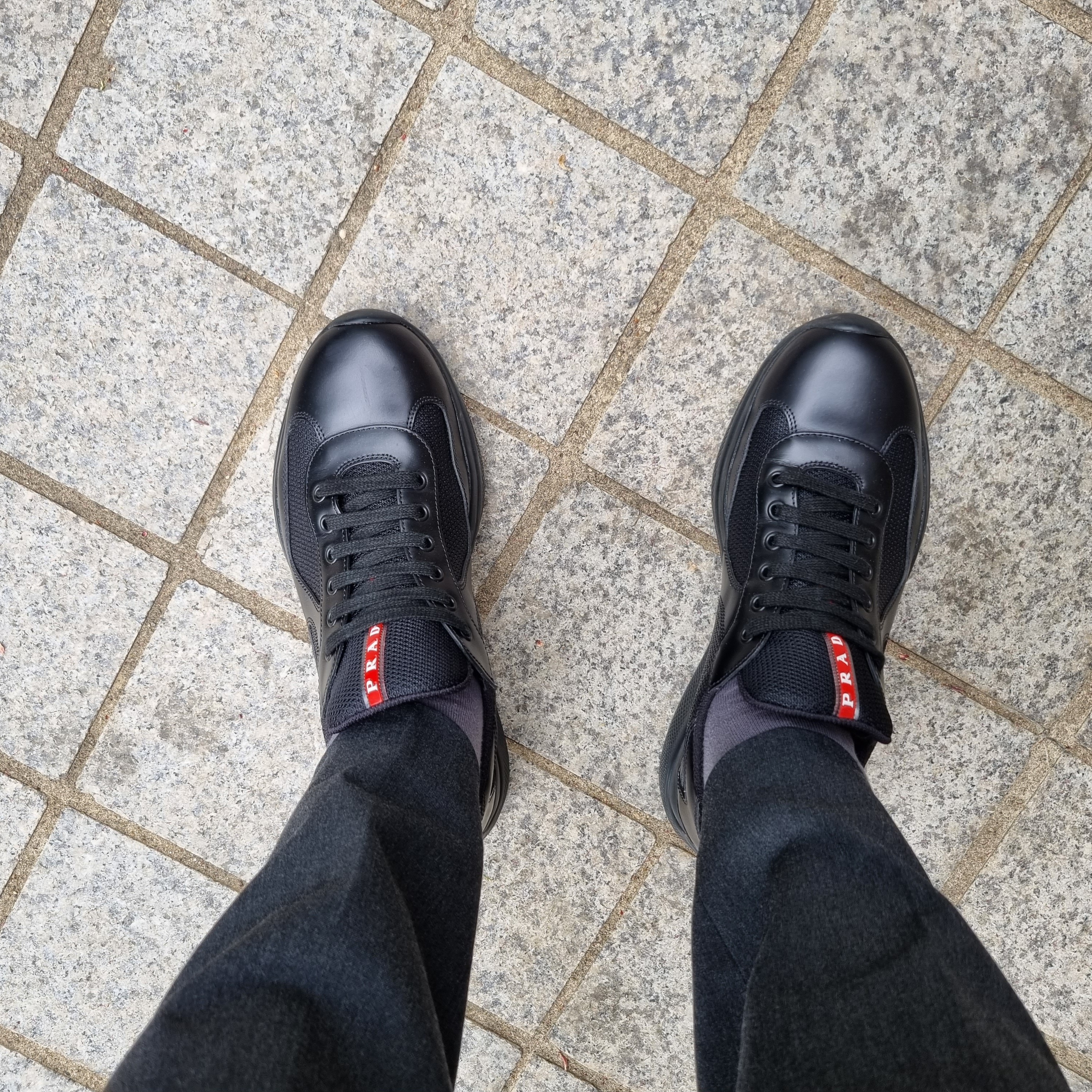 Prada America's Cup Sneakers Black 착용 스타일 - 2