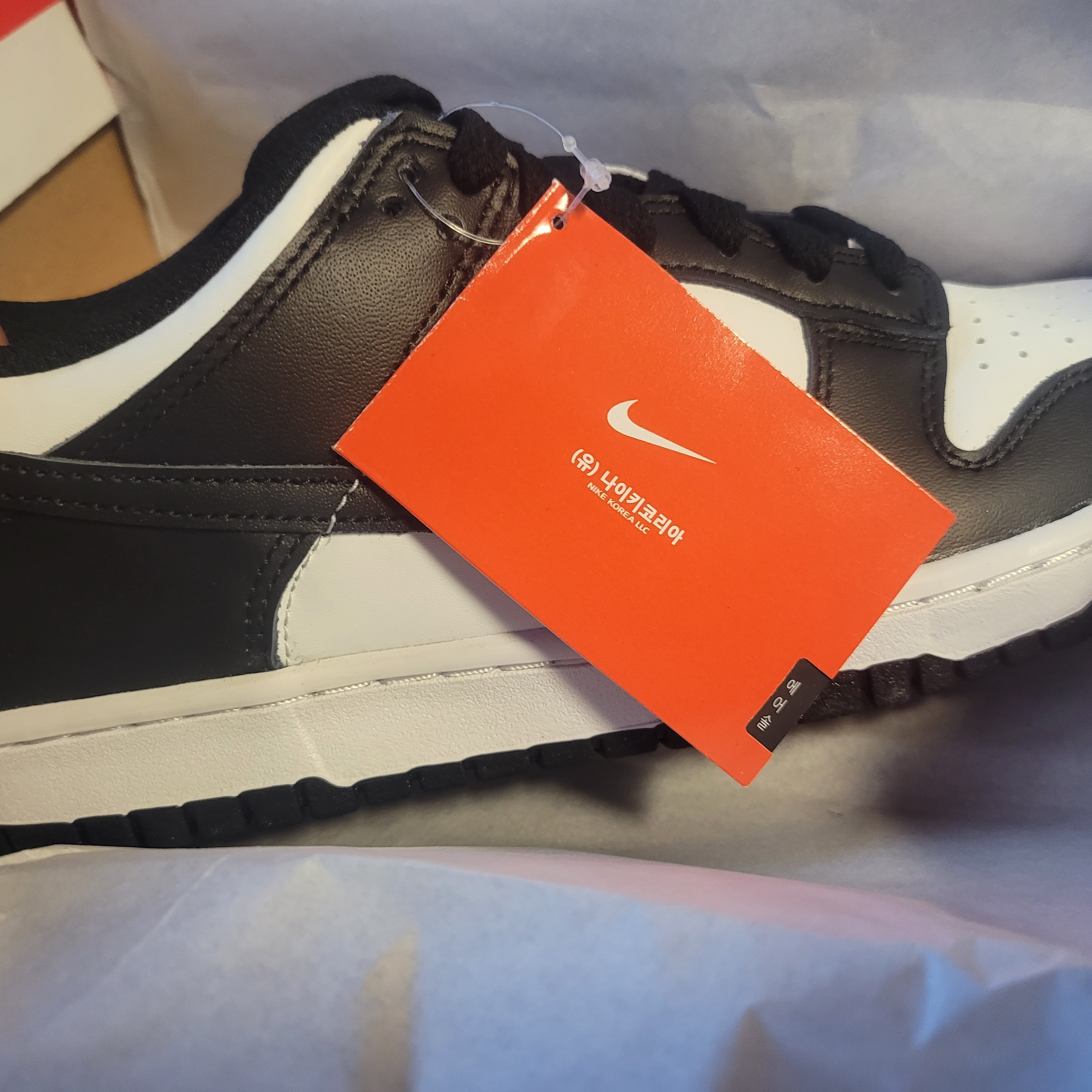 (GS) Nike Dunk Low Black 착용 스타일