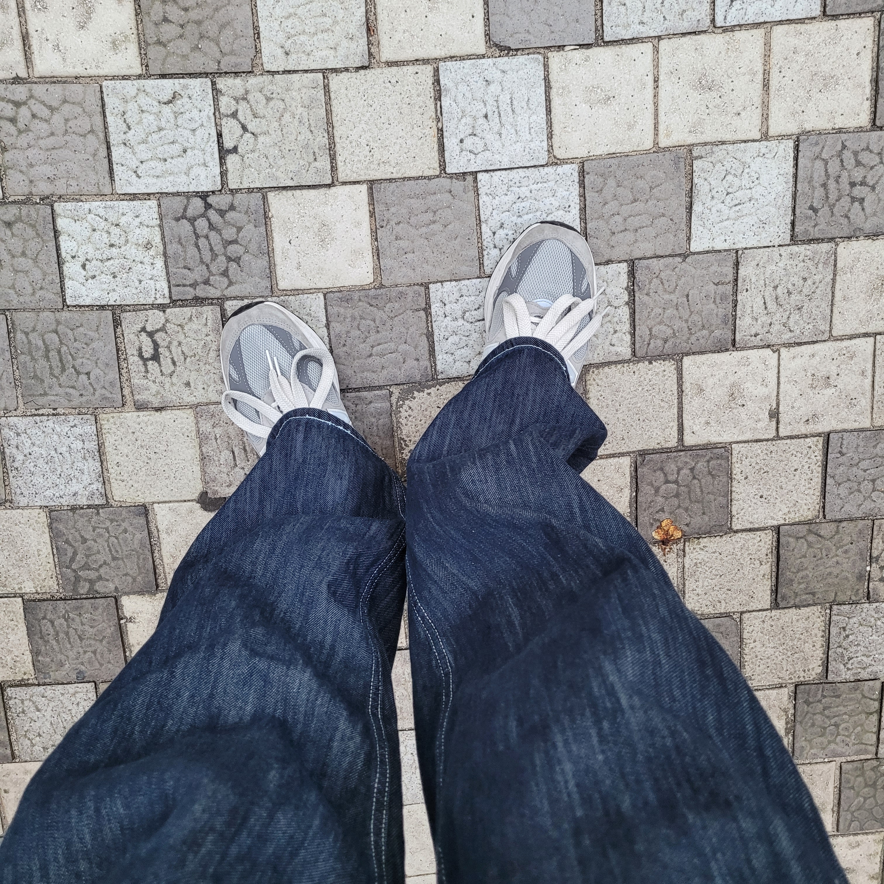 New Balance 993 Made in USA Grey - D Standard 착용 스타일 - 1