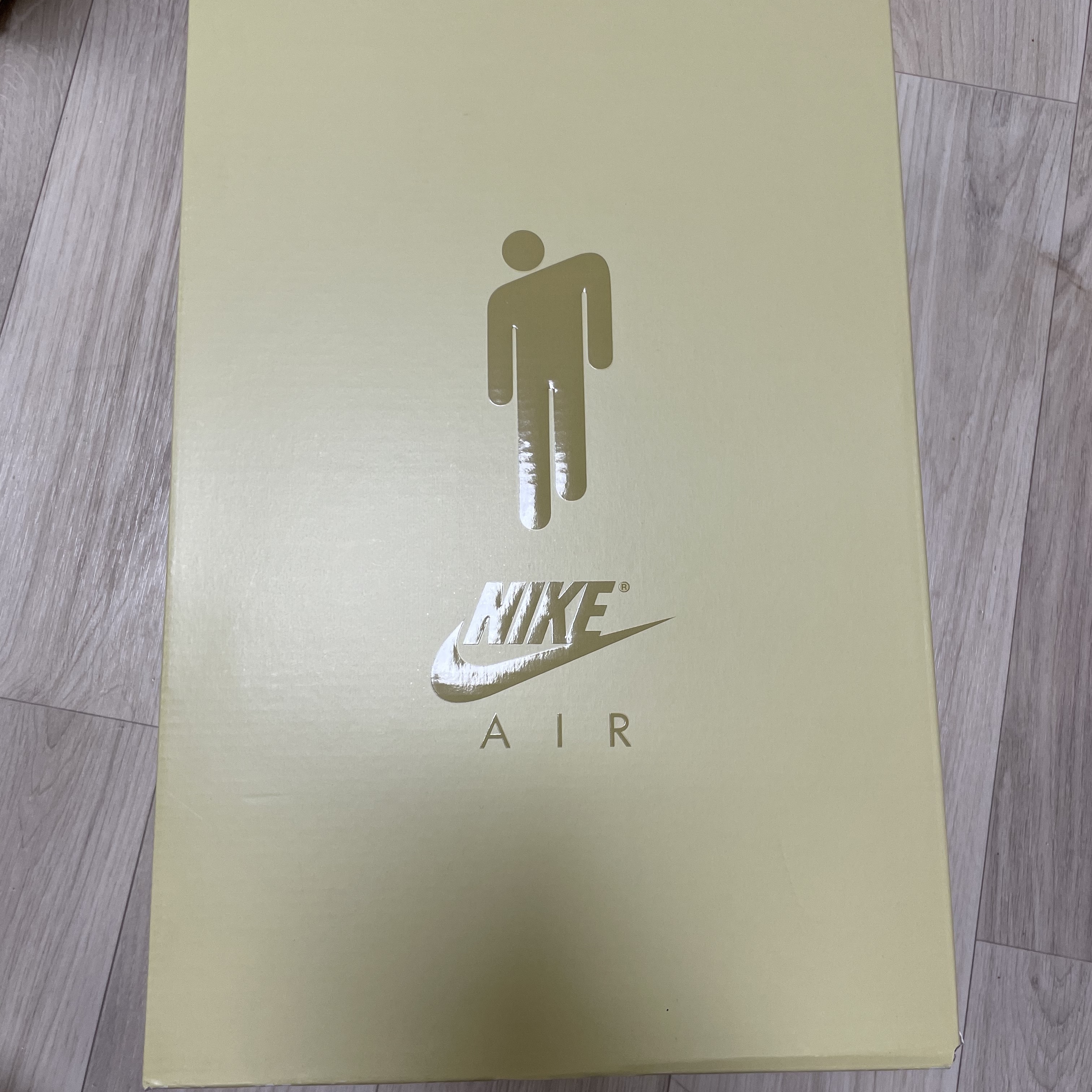 Nike x Billie Eilish Air Force 1 High '07 SP Mushroom 착용 스타일 - 5