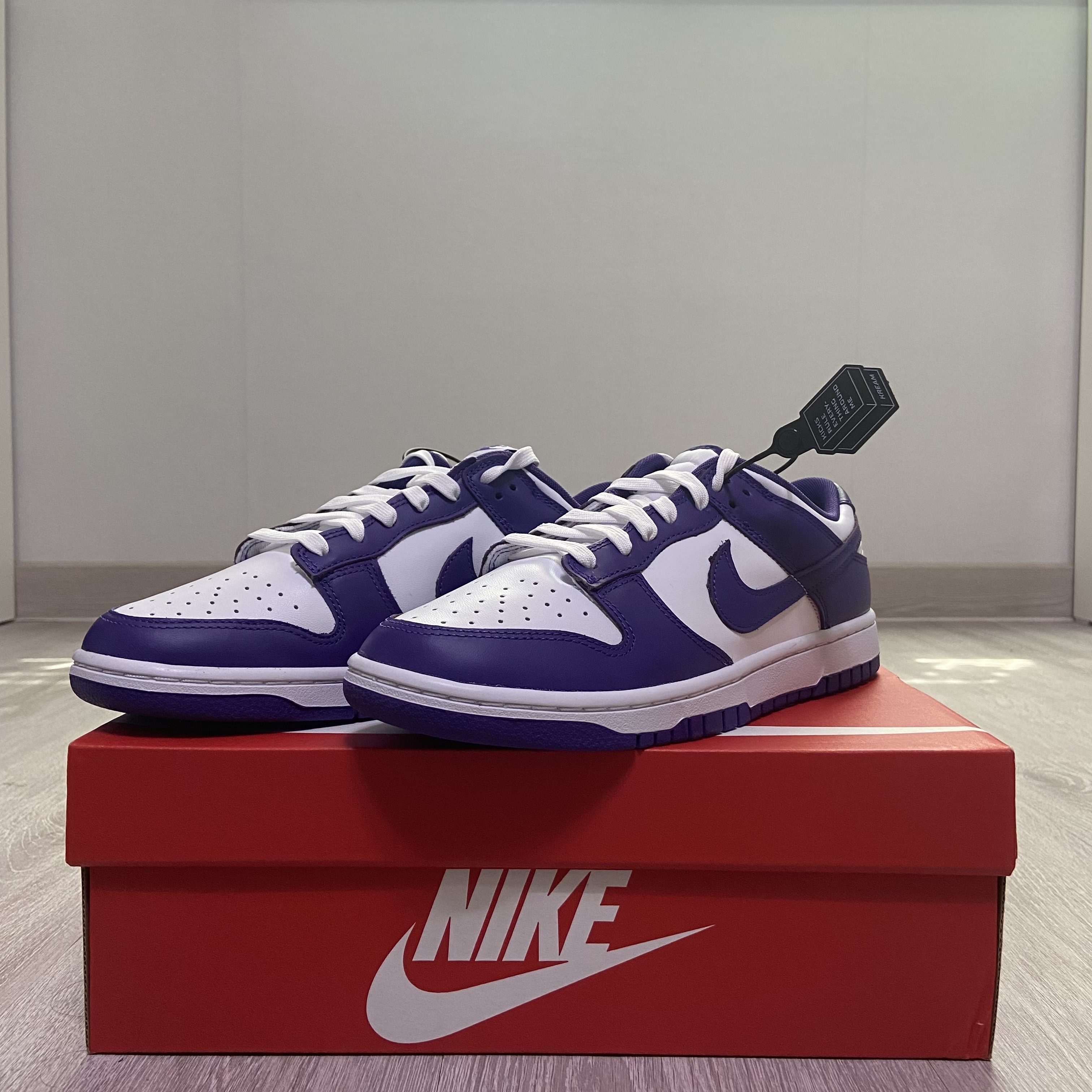 Nike Dunk Low Retro Championship Court Purple 착용 스타일
