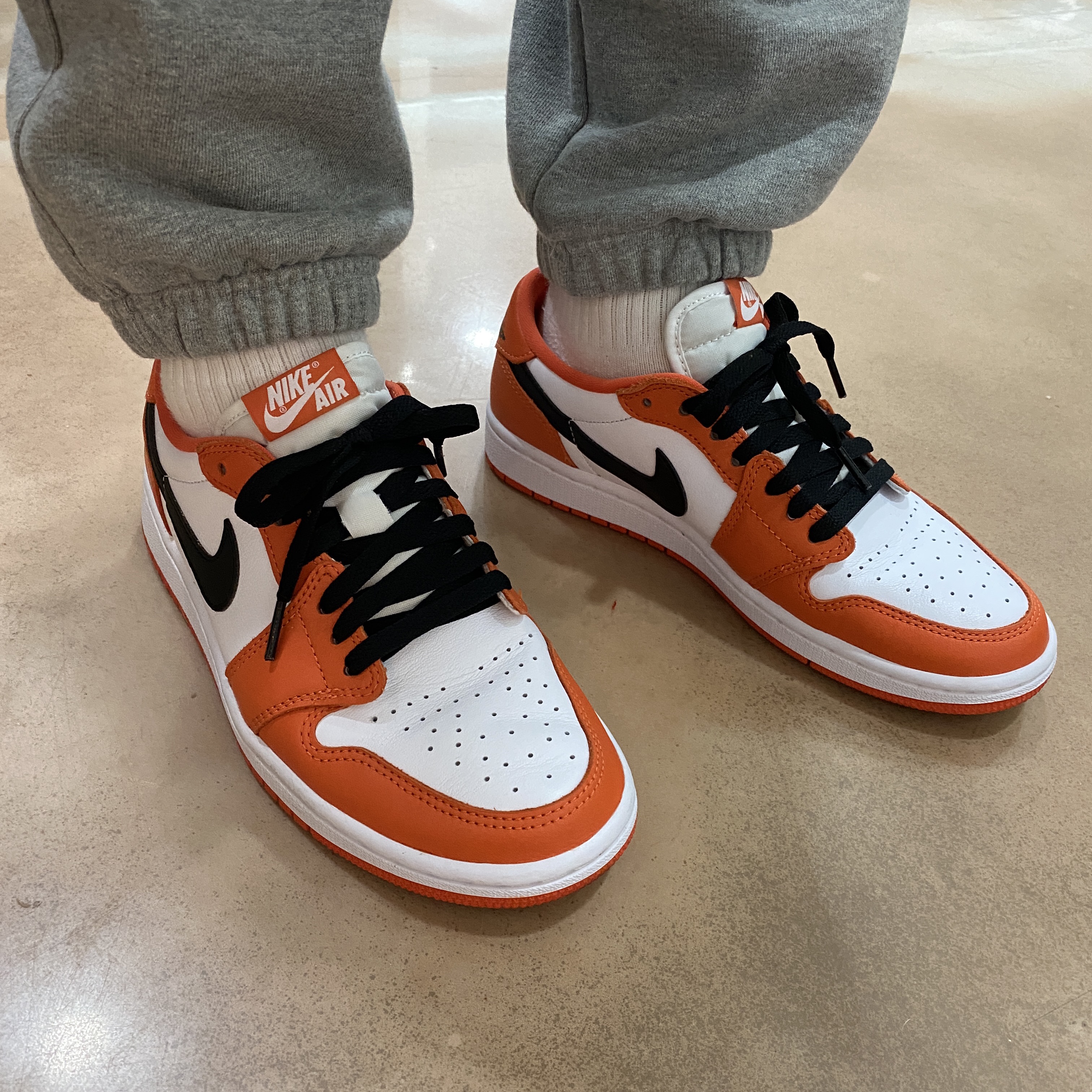 Jordan 1 Low OG Starfish, (W) Jordan 1 Low OG Starfish 착용 스타일
