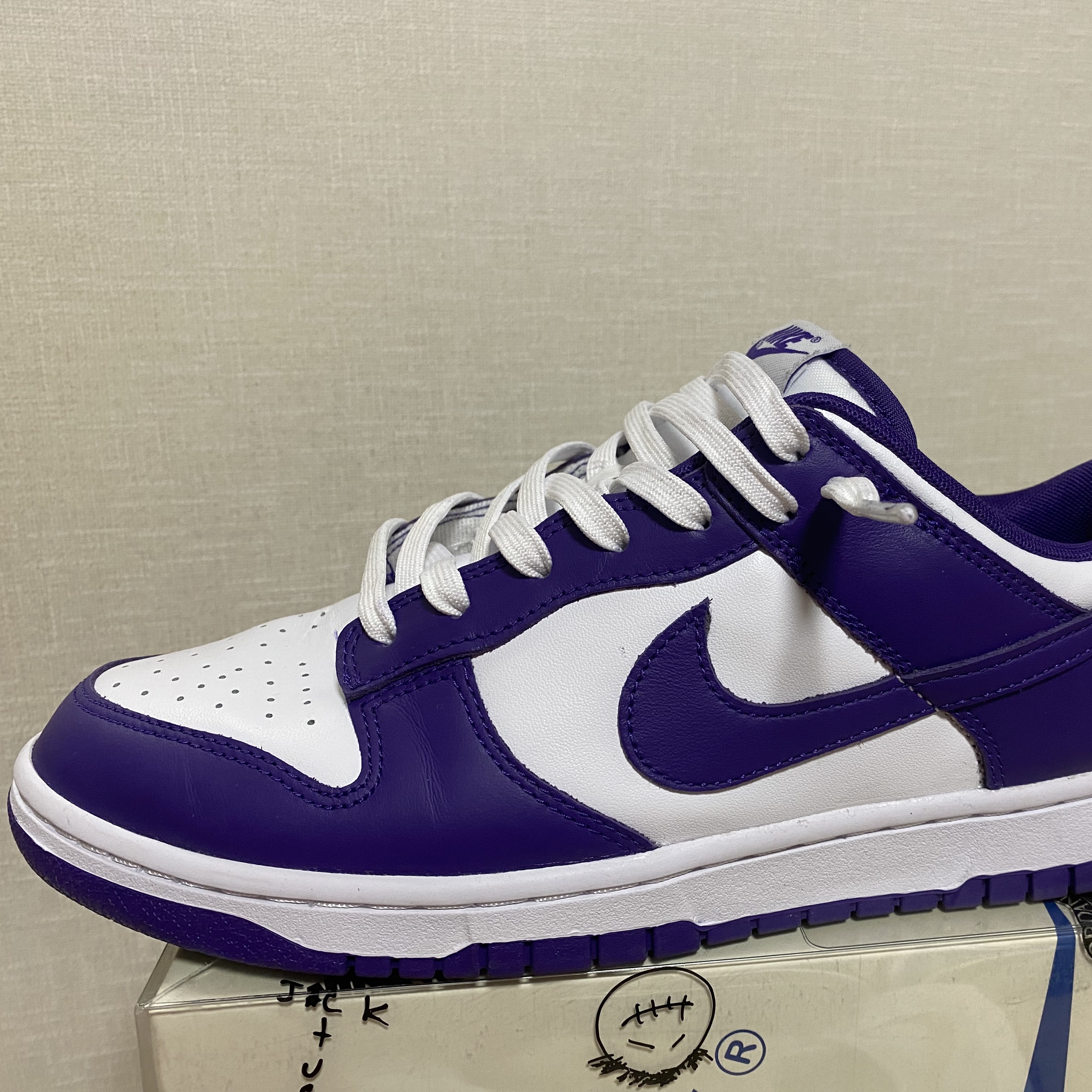 Nike Dunk Low Retro Championship Court Purple 착용 스타일 - 2
