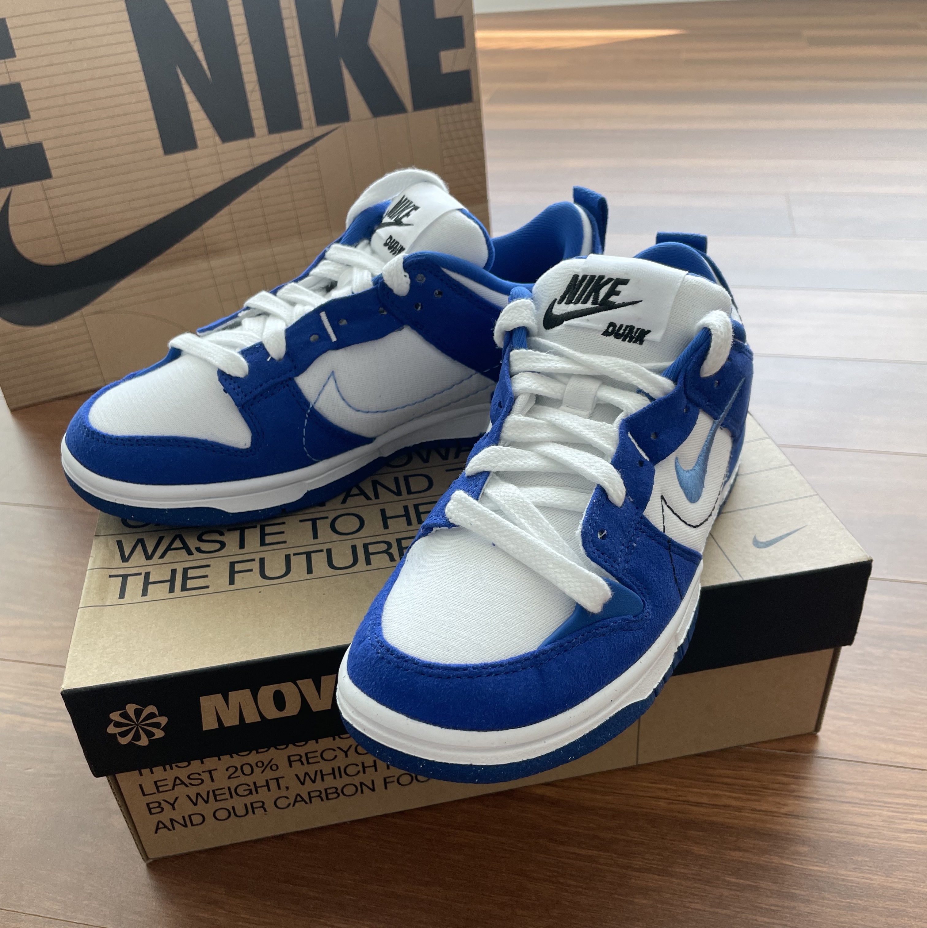 (W) Nike Dunk Low Disrupt 2 White and University Blue 착용 스타일