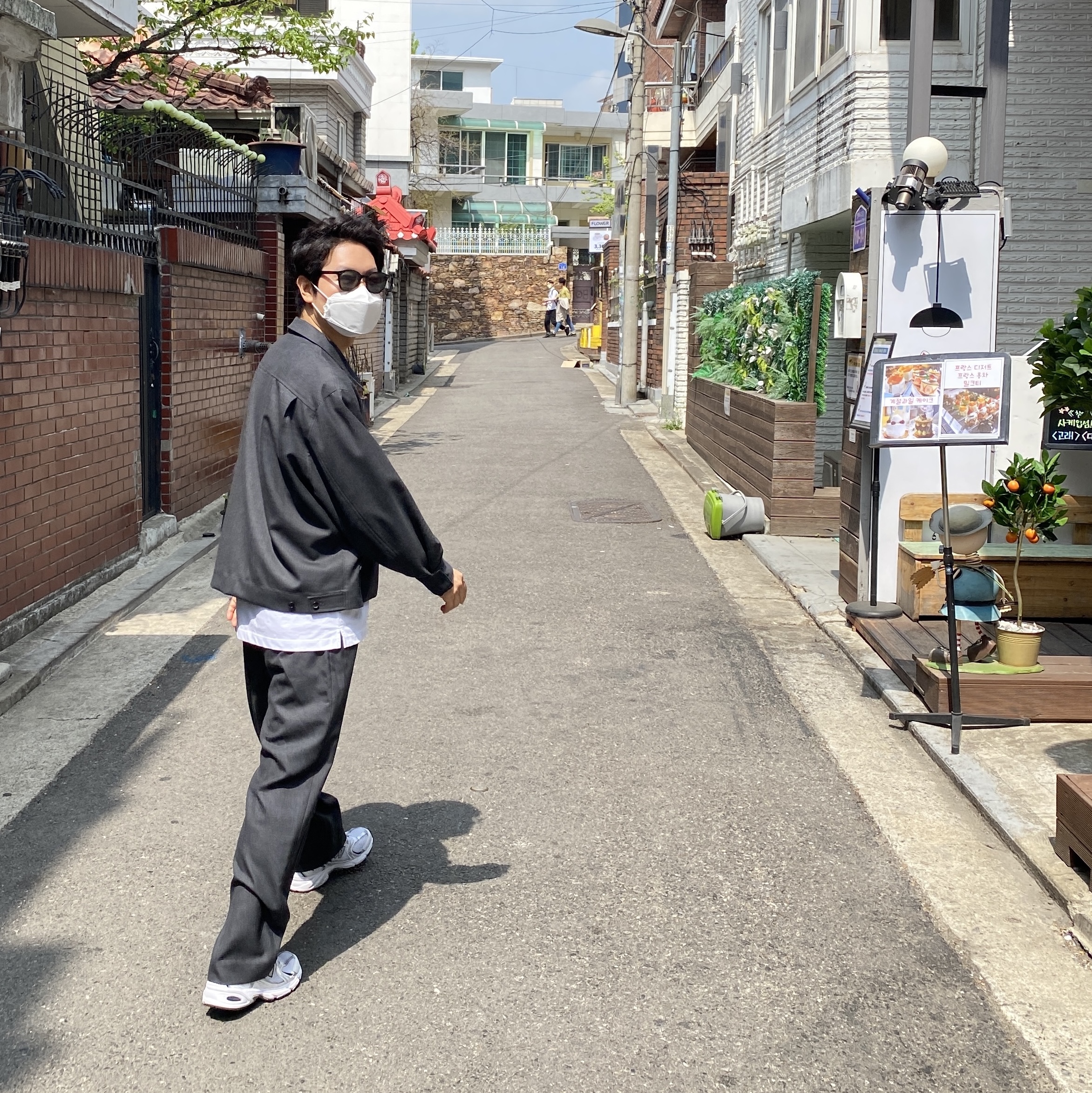 New Balance 530 White 착용 스타일 - 1