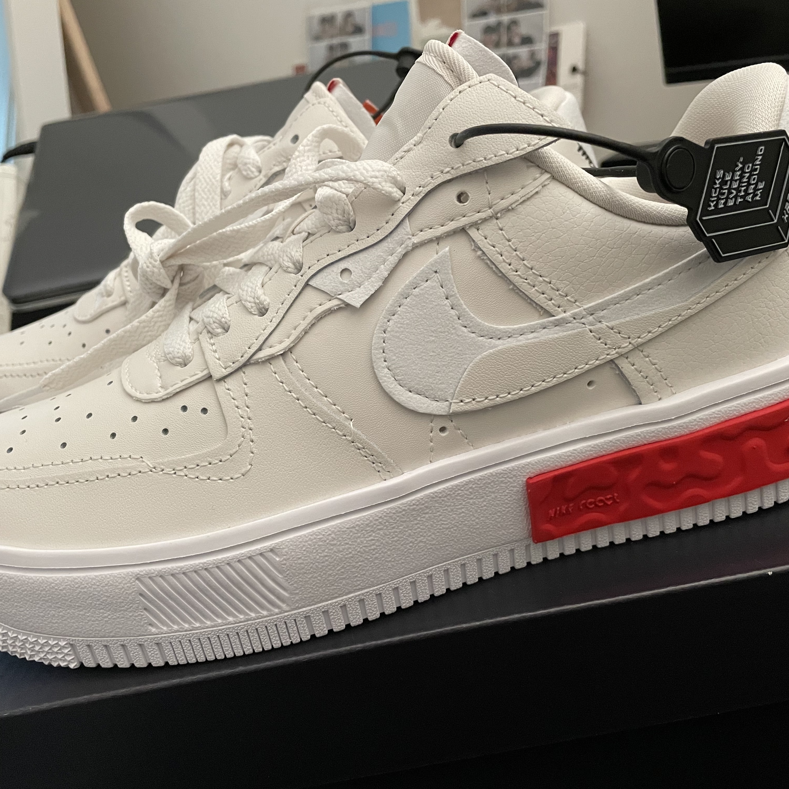 (W) Nike Air Force 1 Fontanka Phantom White 착용 스타일 - 1