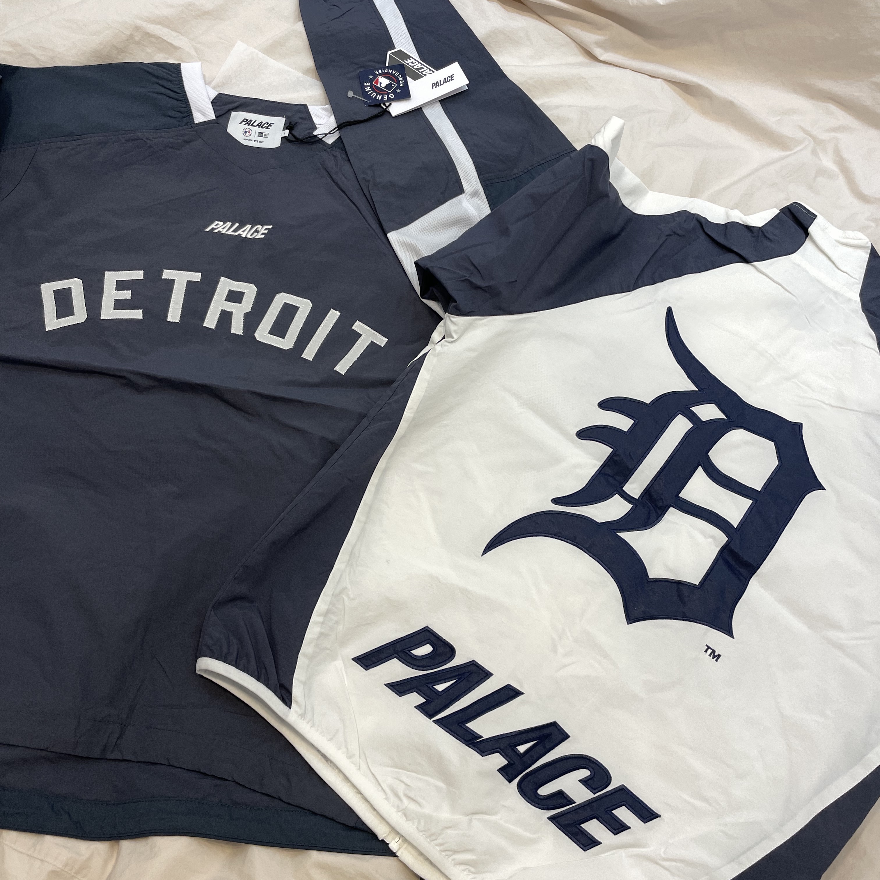 Palace x Detroit Tigers New Era Drill Top Navy - 22SS, Palace x Detroit Tigers New Era Track Top White Navy - 22SS 착용 스타일