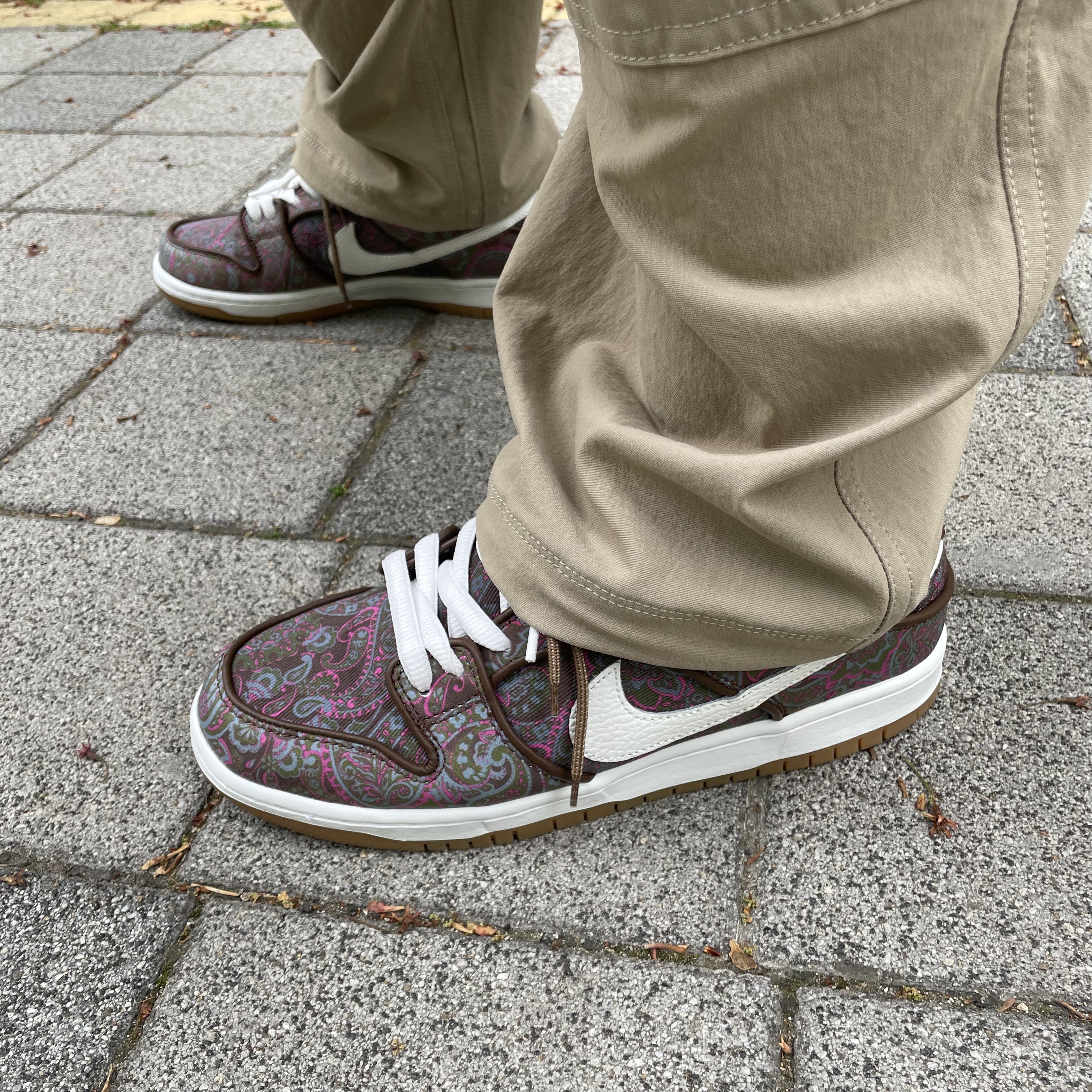 Nike SB Dunk Low Pro Premium Paisley 착용 스타일