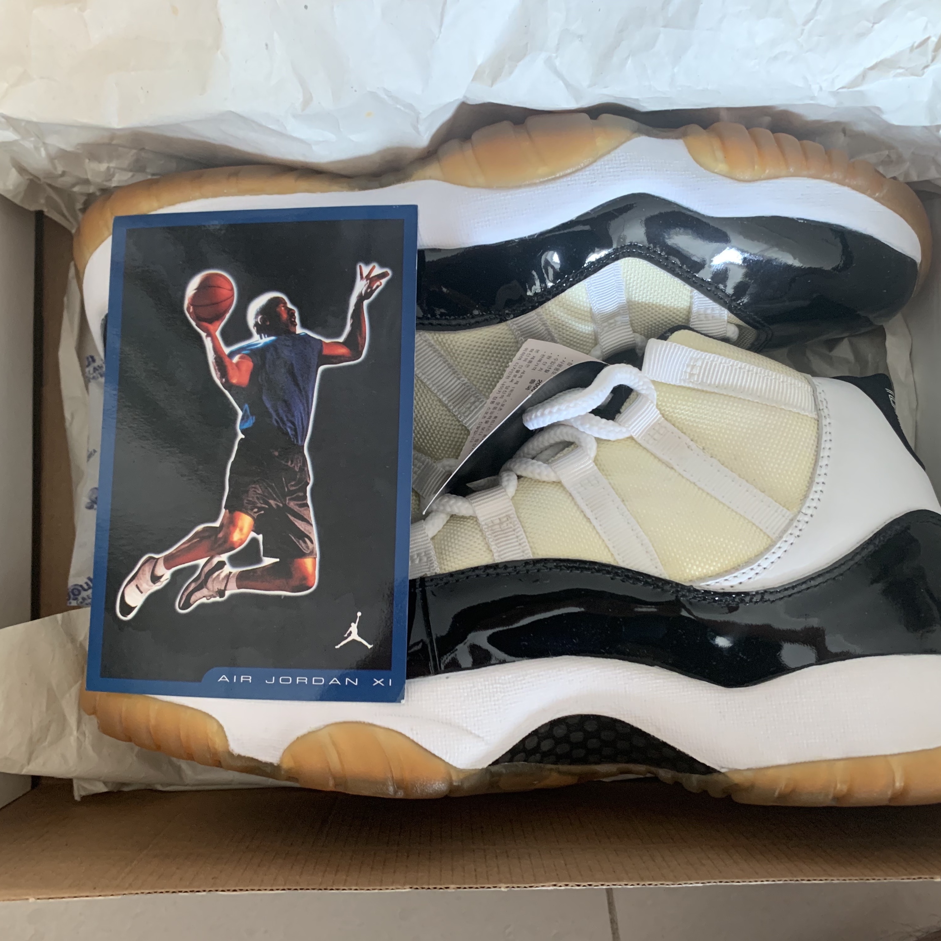 Jordan 11 Retro Concord 2000 착용 스타일 - 2