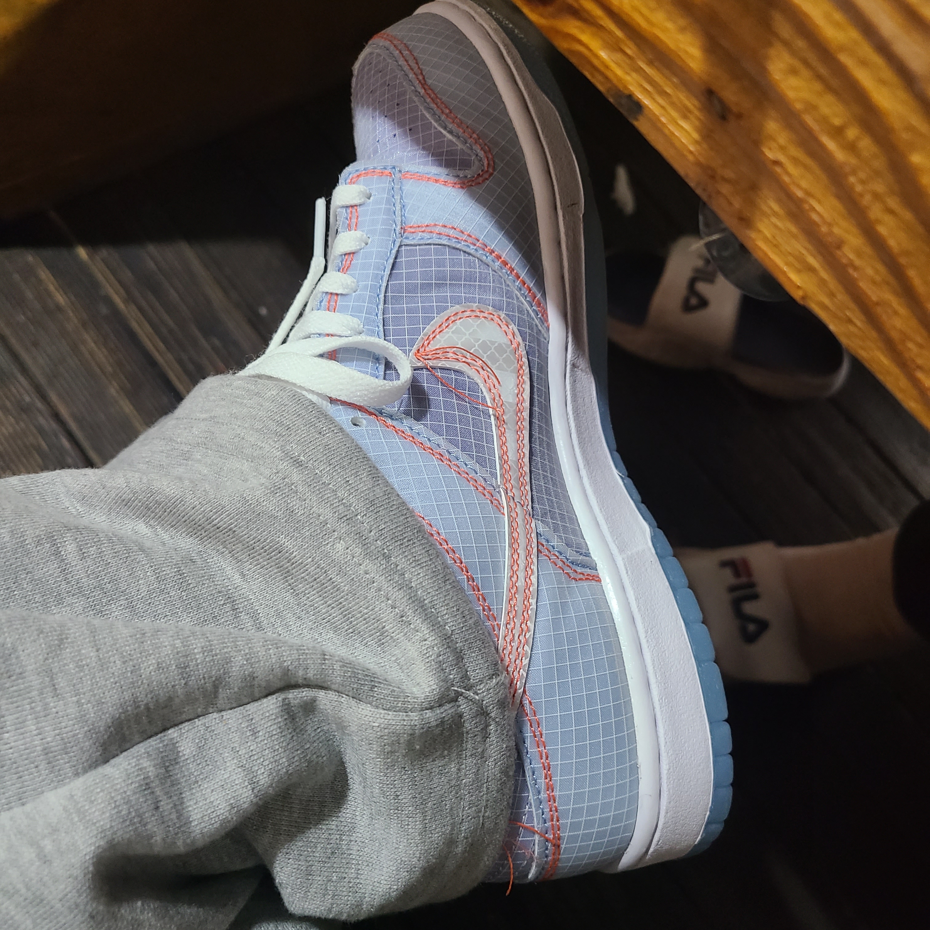 Nike x Union Dunk Low Passport Pack Argon 착용 스타일 - 1