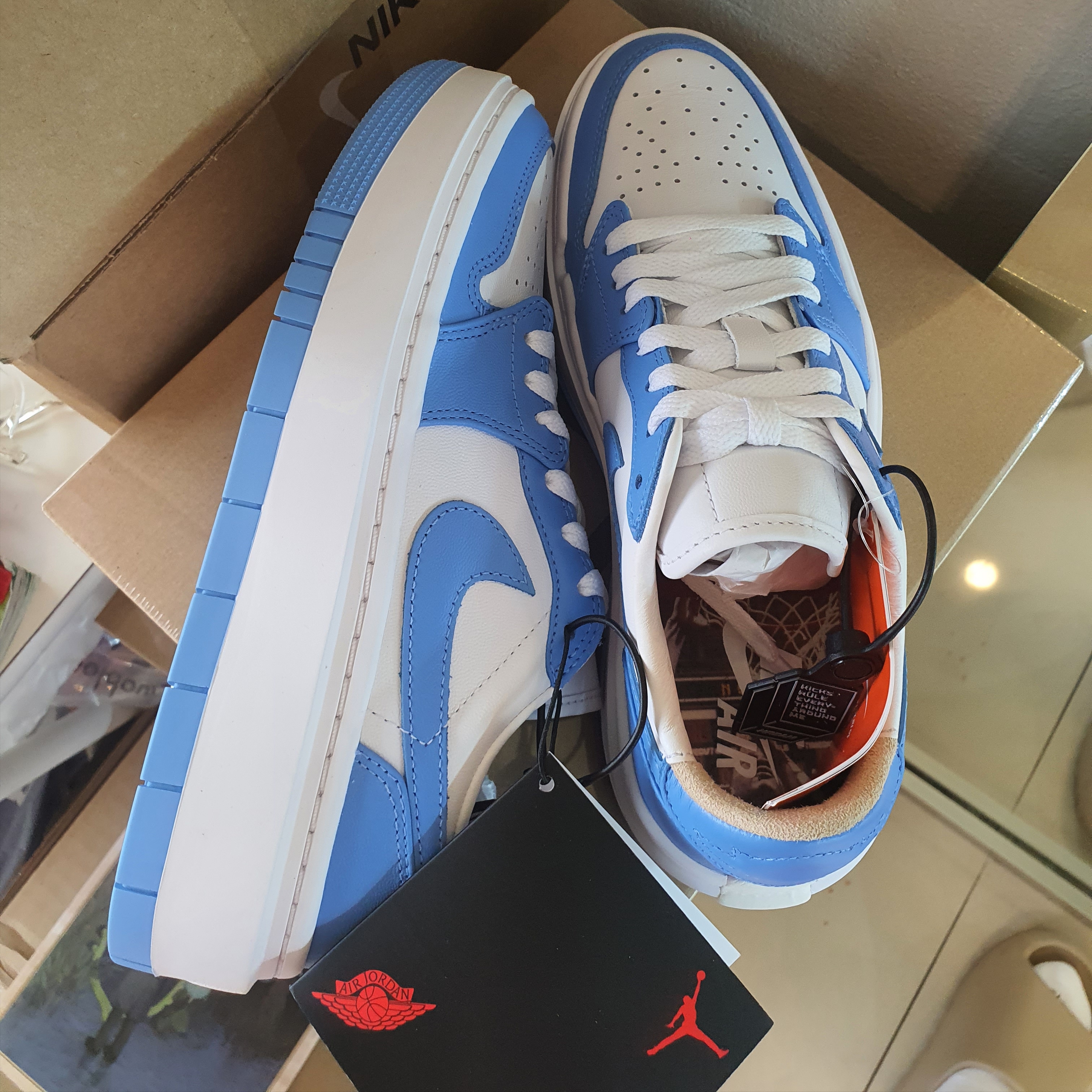 (W) Jordan 1 Elevate Low SE University Blue 착용 스타일