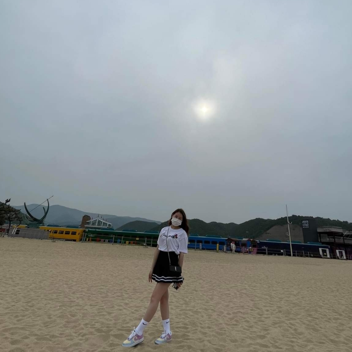 (W) Nike Air Force 1 '07 LX Photochromic 착용 스타일 - 1