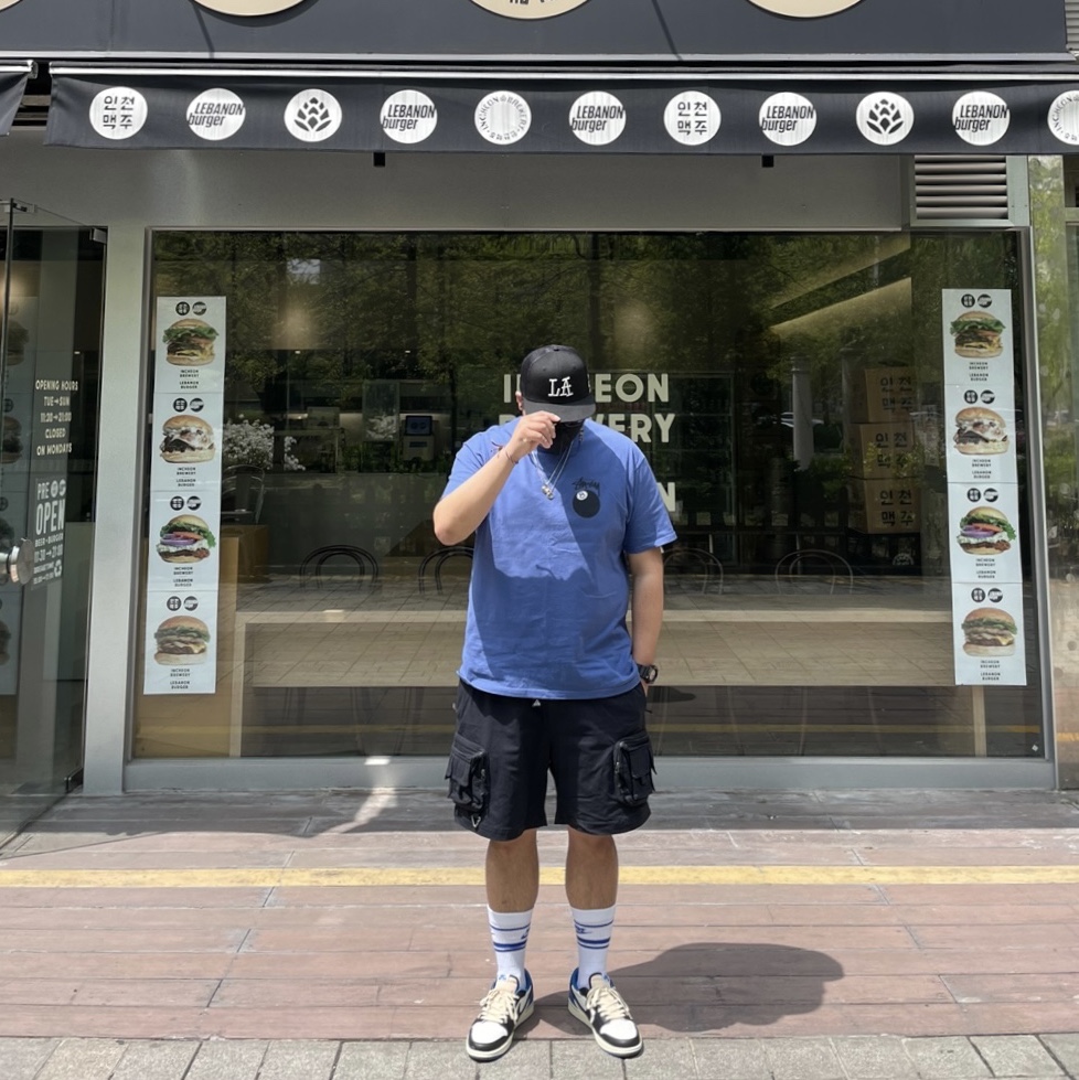 Jordan 1 x Travis Scott x Fragment Retro Low OG SP Military Blue, Nike ACG Cargo Shorts Black - Asia 착용 스타일 - 2