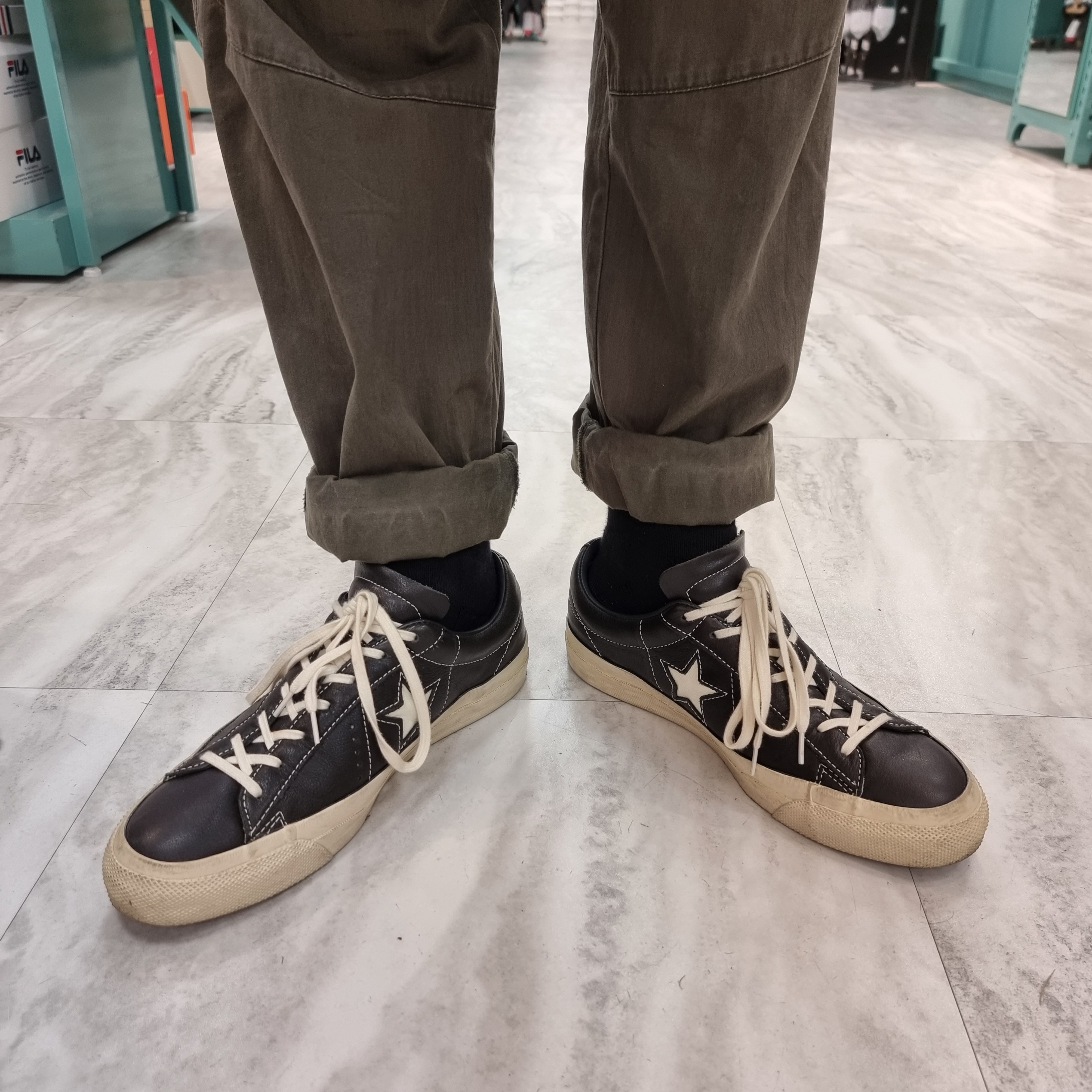 Converse x John Varvatos One Star Ox Black Dove 착용 스타일 - 3