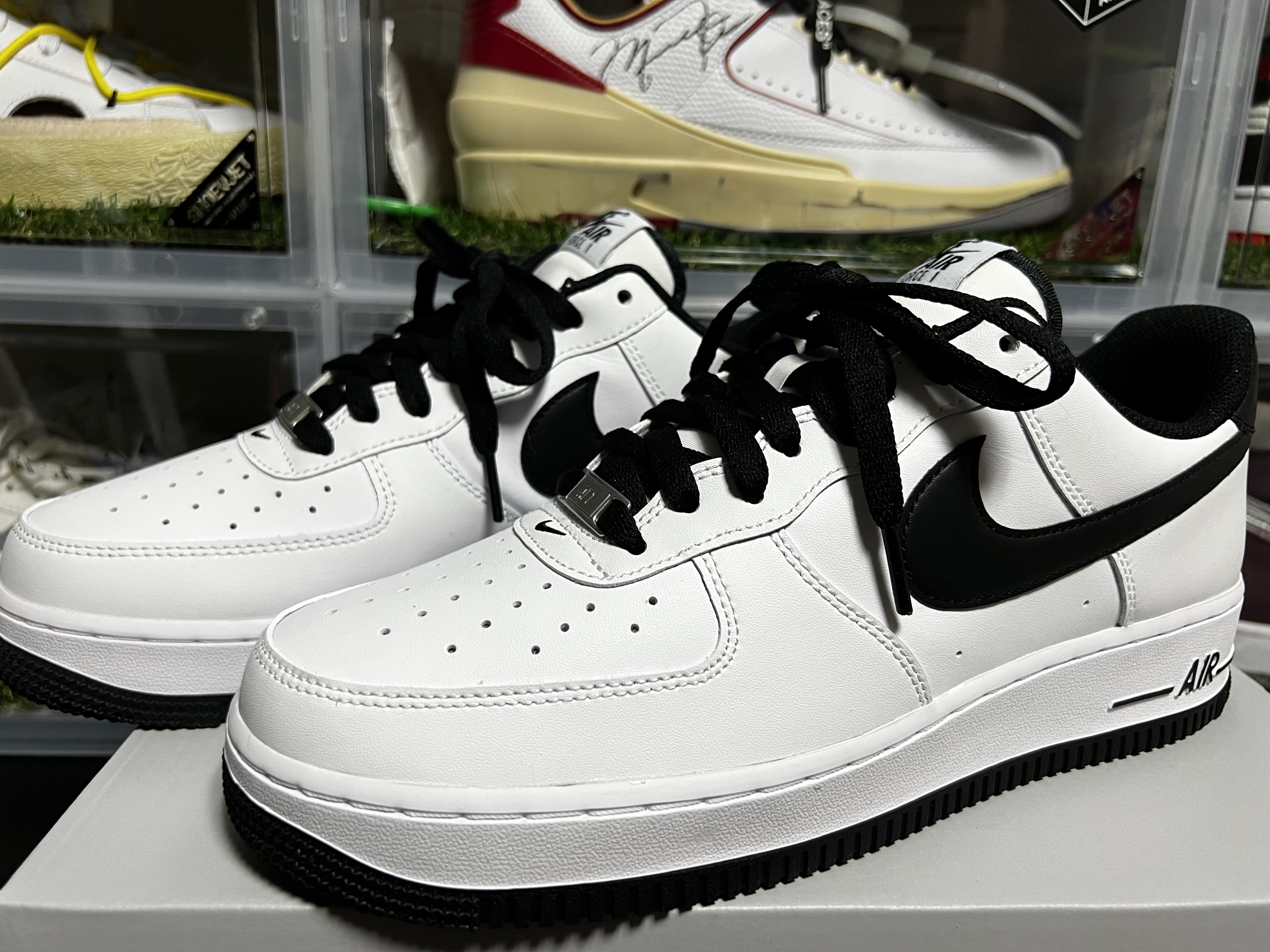 Nike Air Force 1 '07 White Black 착용 스타일 - 2