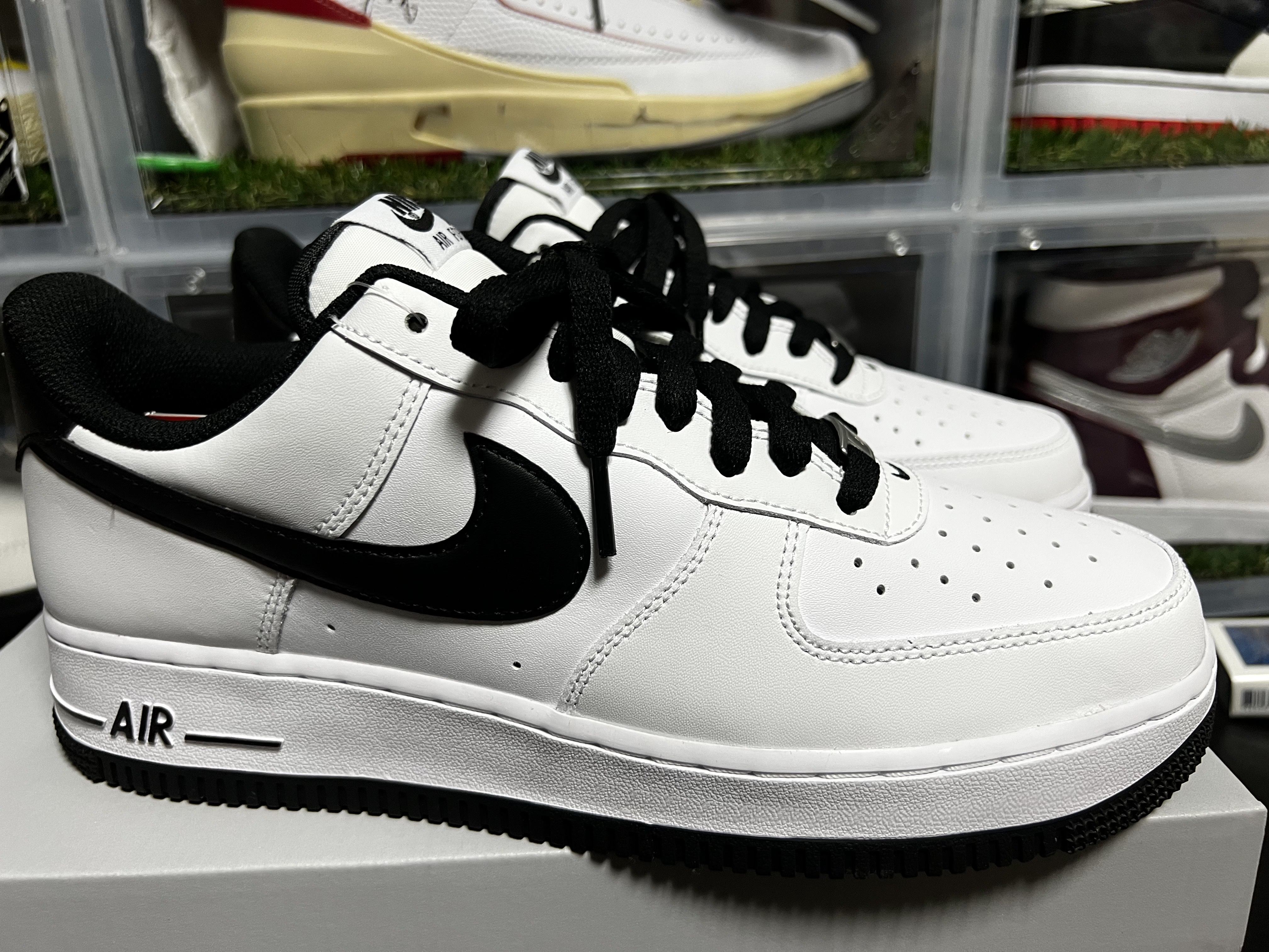 Nike Air Force 1 '07 White Black 착용 스타일 - 4